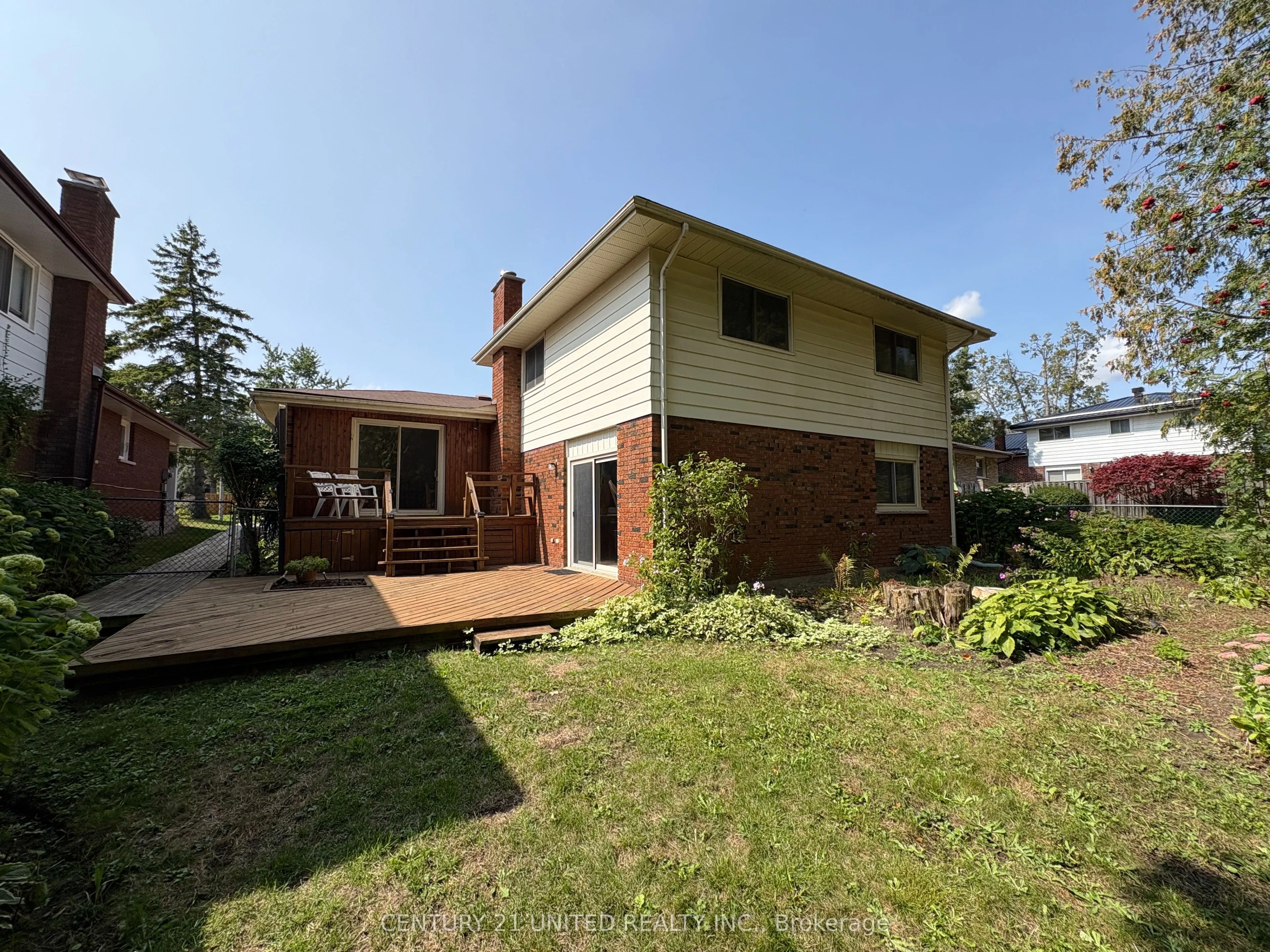 1332 Balsam Avenue