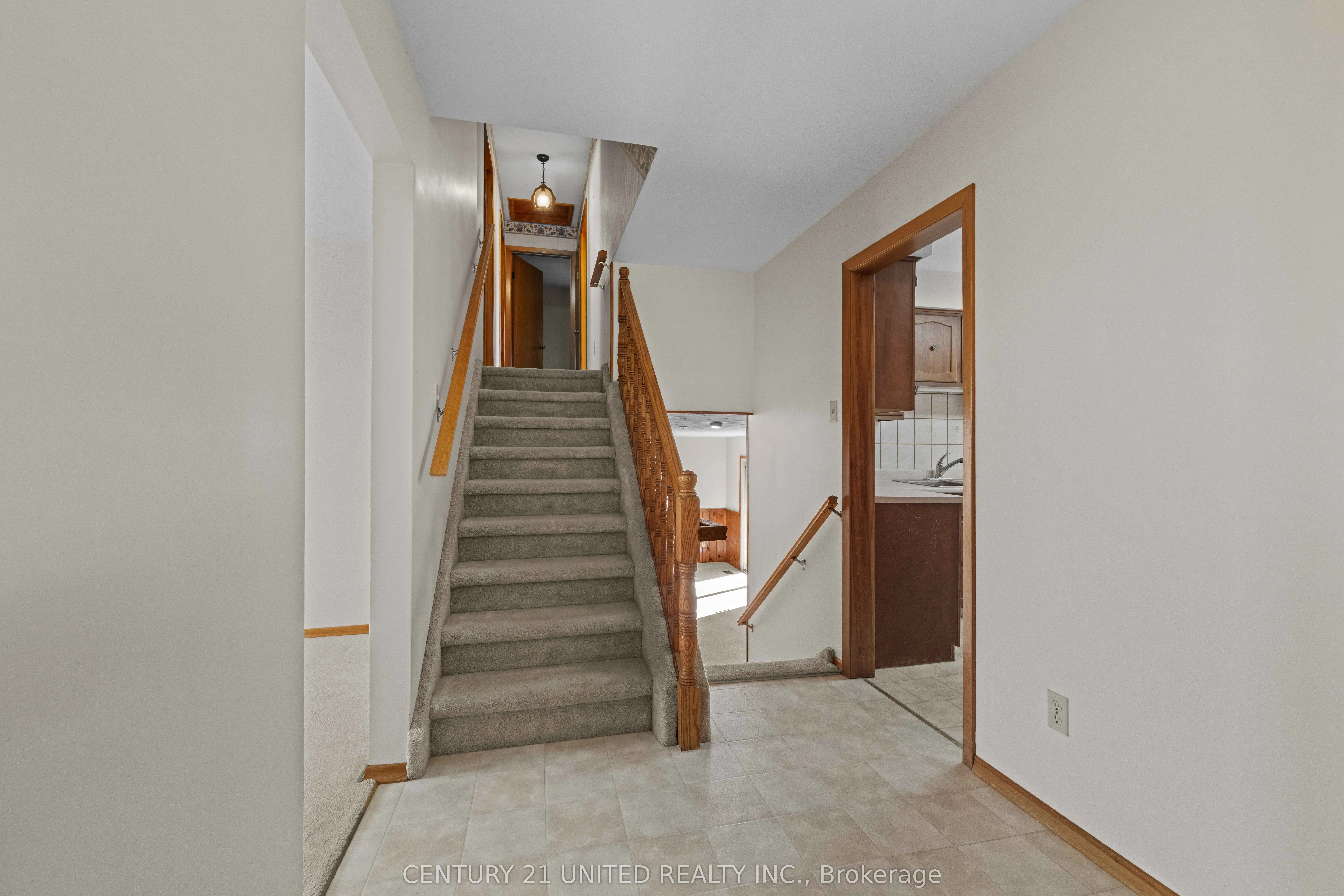 1332 Balsam Avenue