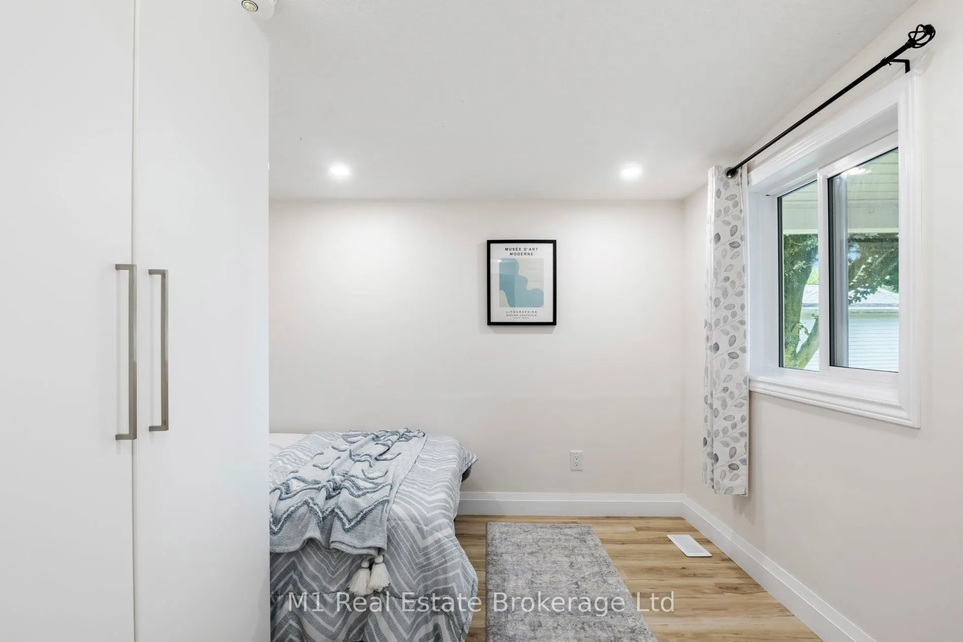 58 2nd Avenue