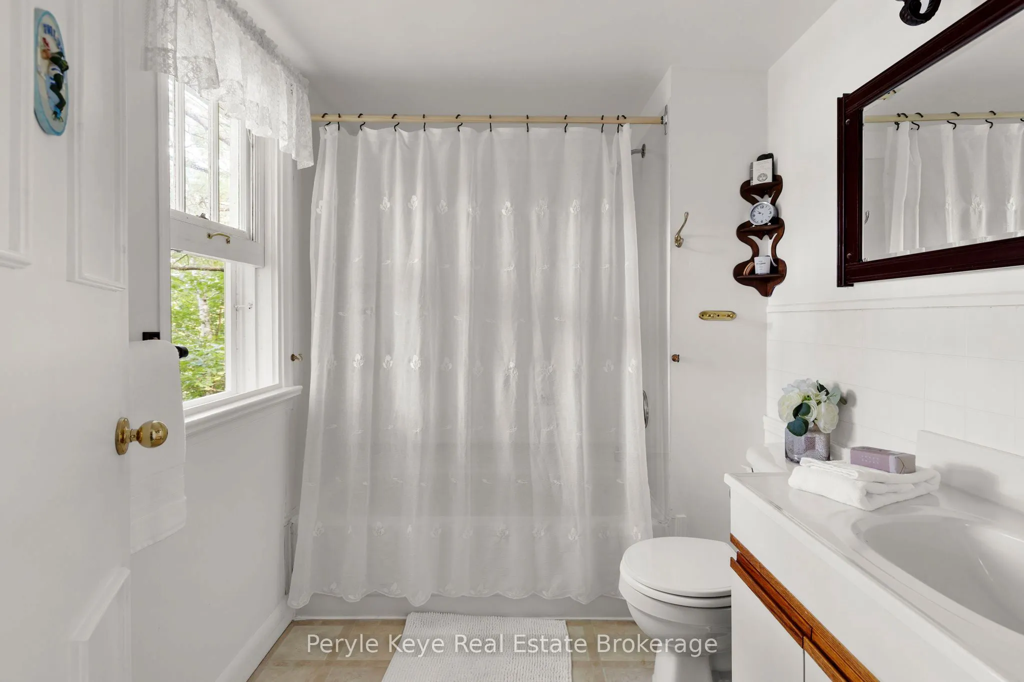 136 Deer Lake Road
