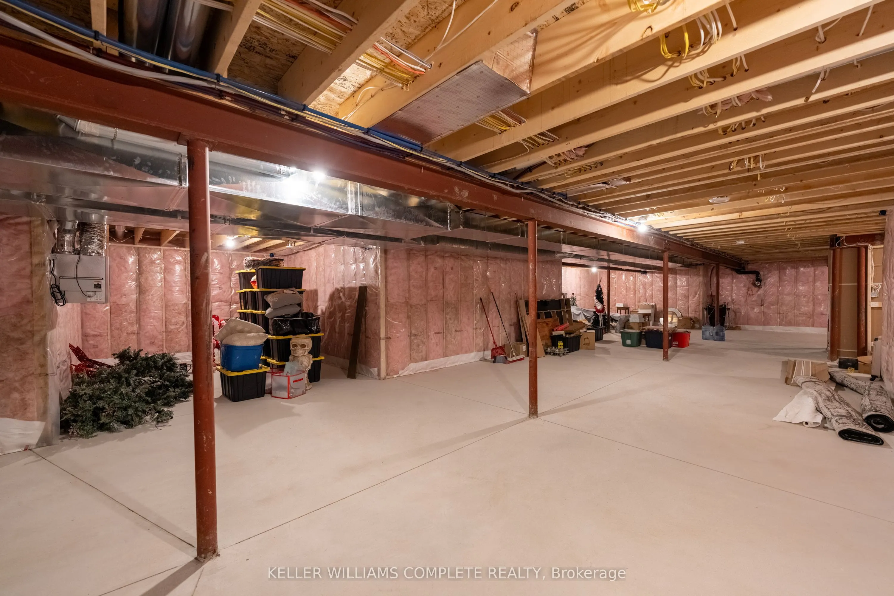 3901 White Road