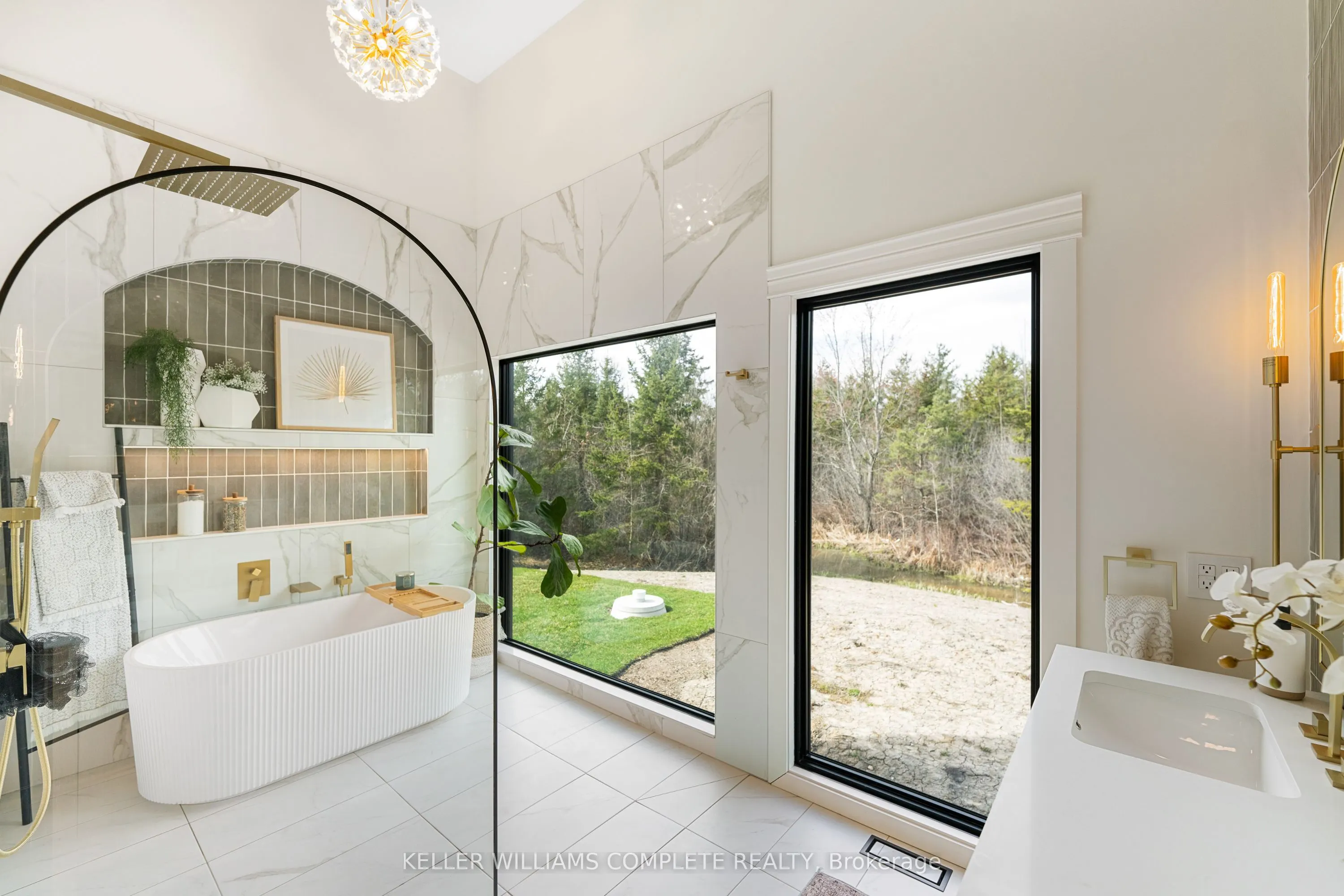 3901 White Road