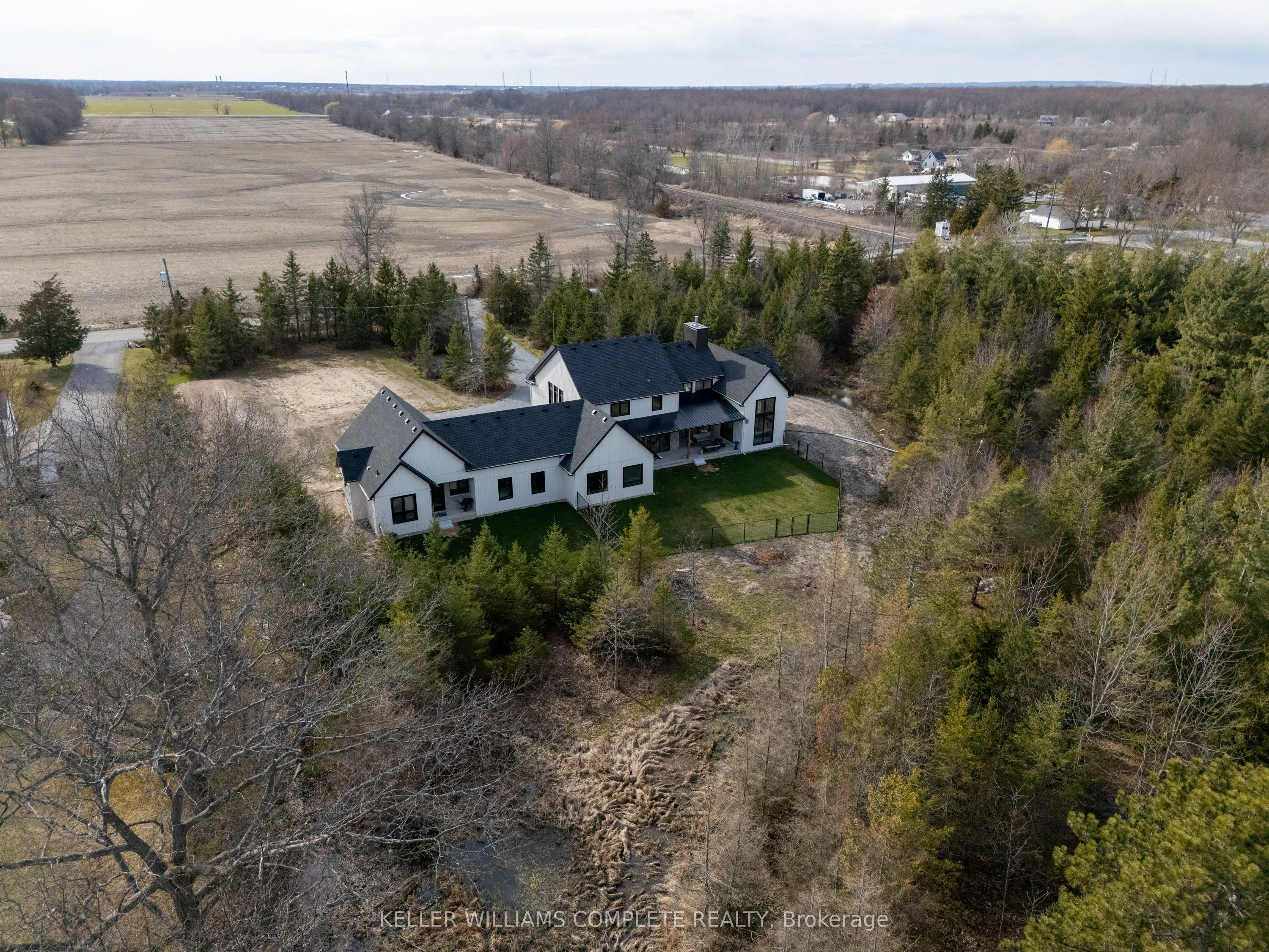 3901 White Road
