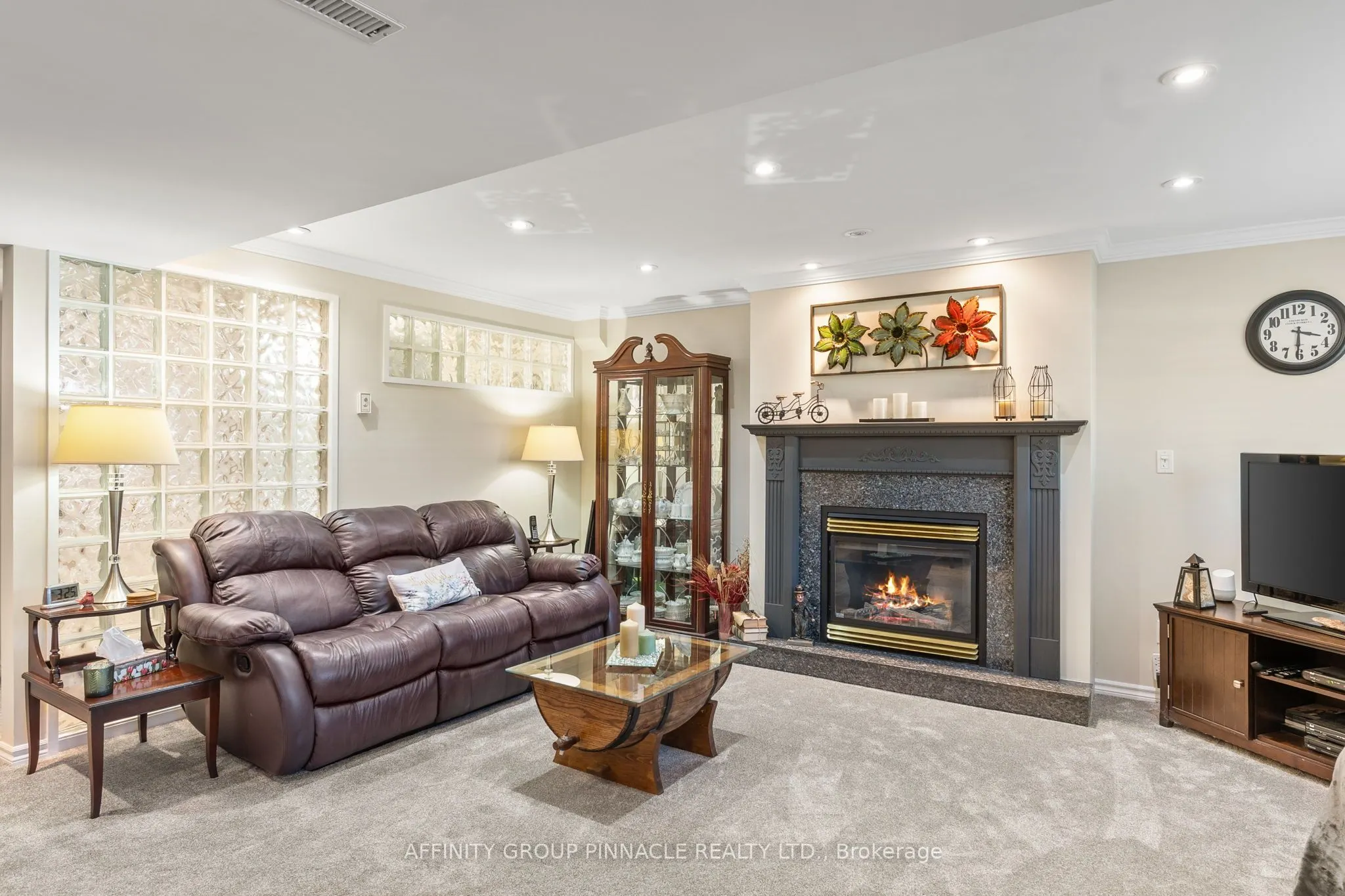 17 Wood Court