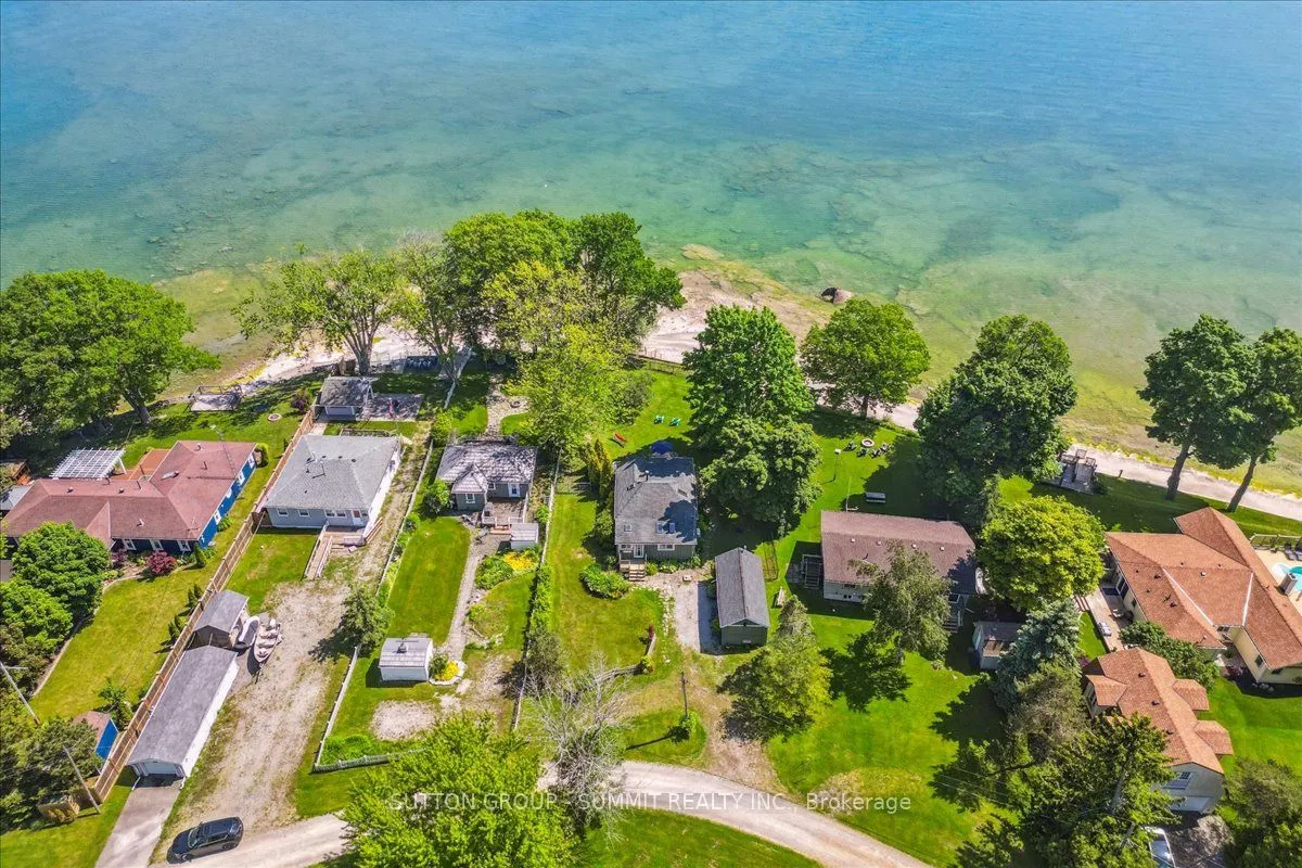 40 Hoover Point Lane