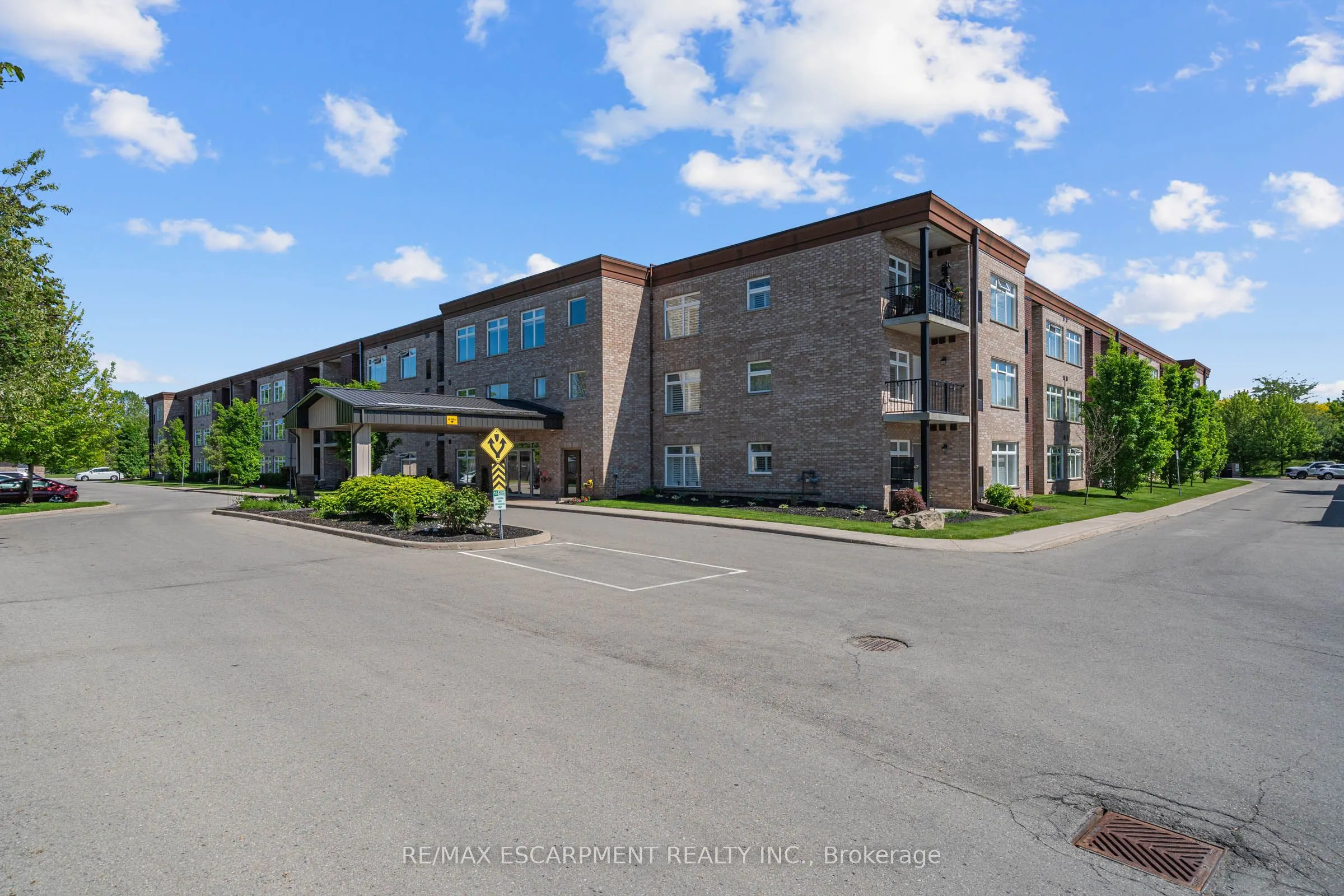 4644 Pettit Avenue, #213