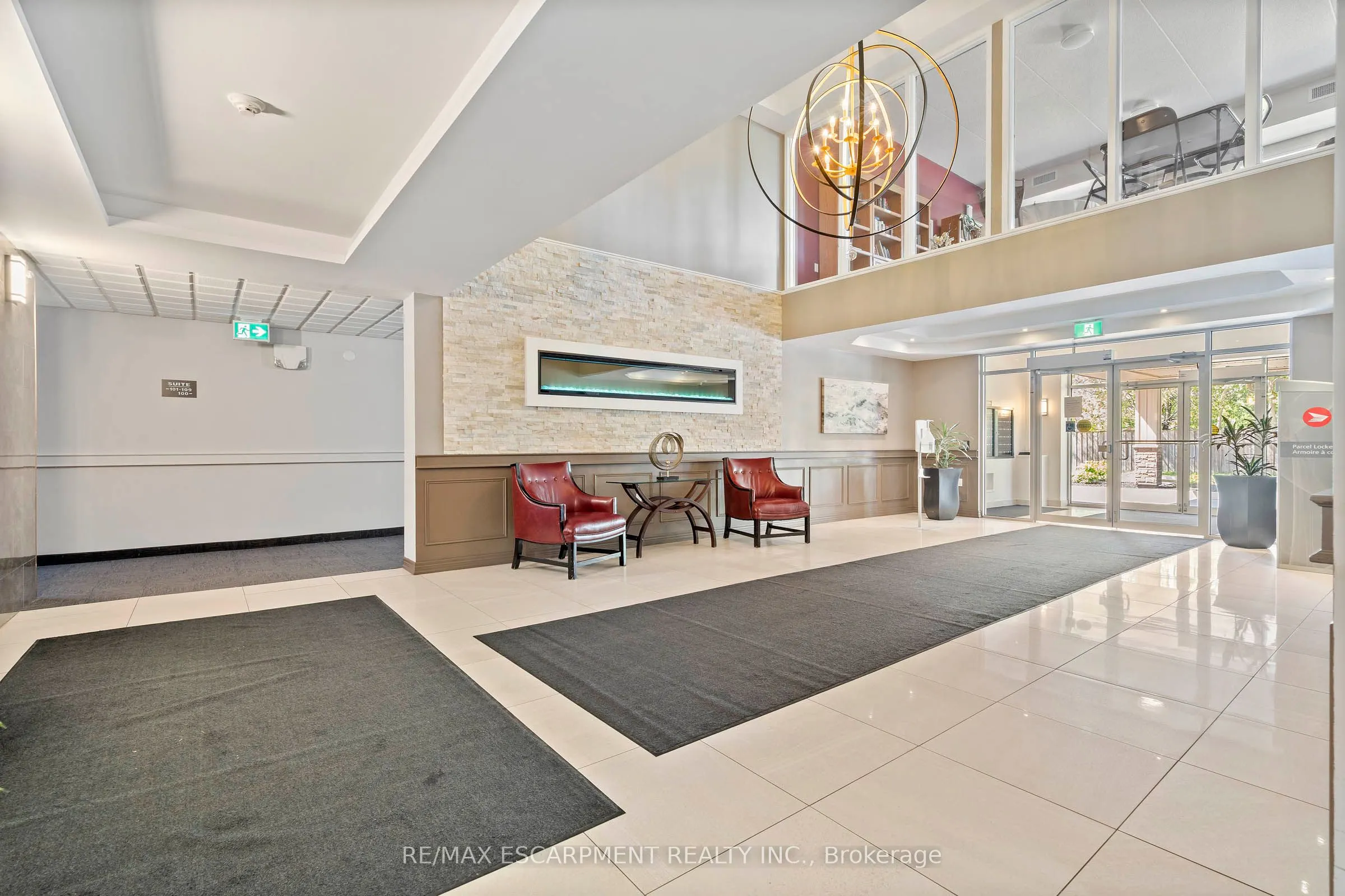 4644 Pettit Avenue, #213
