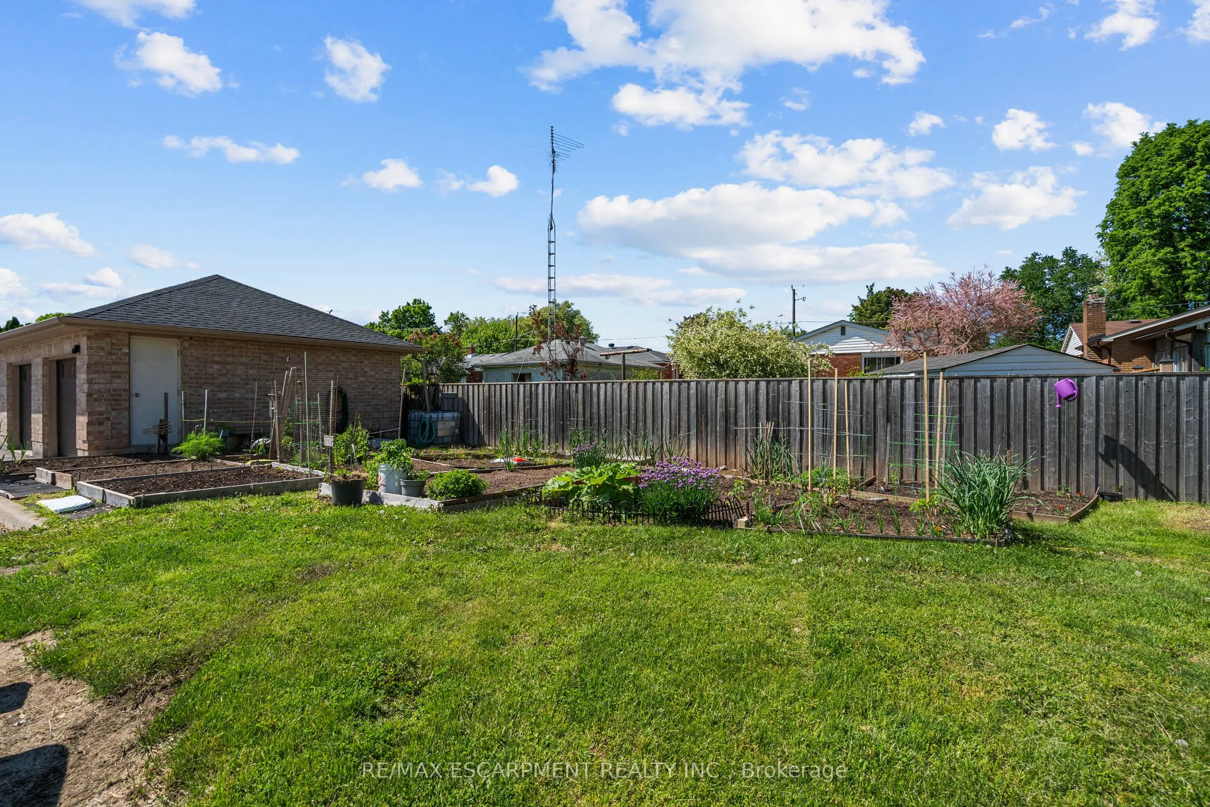 4644 Pettit Avenue, #213