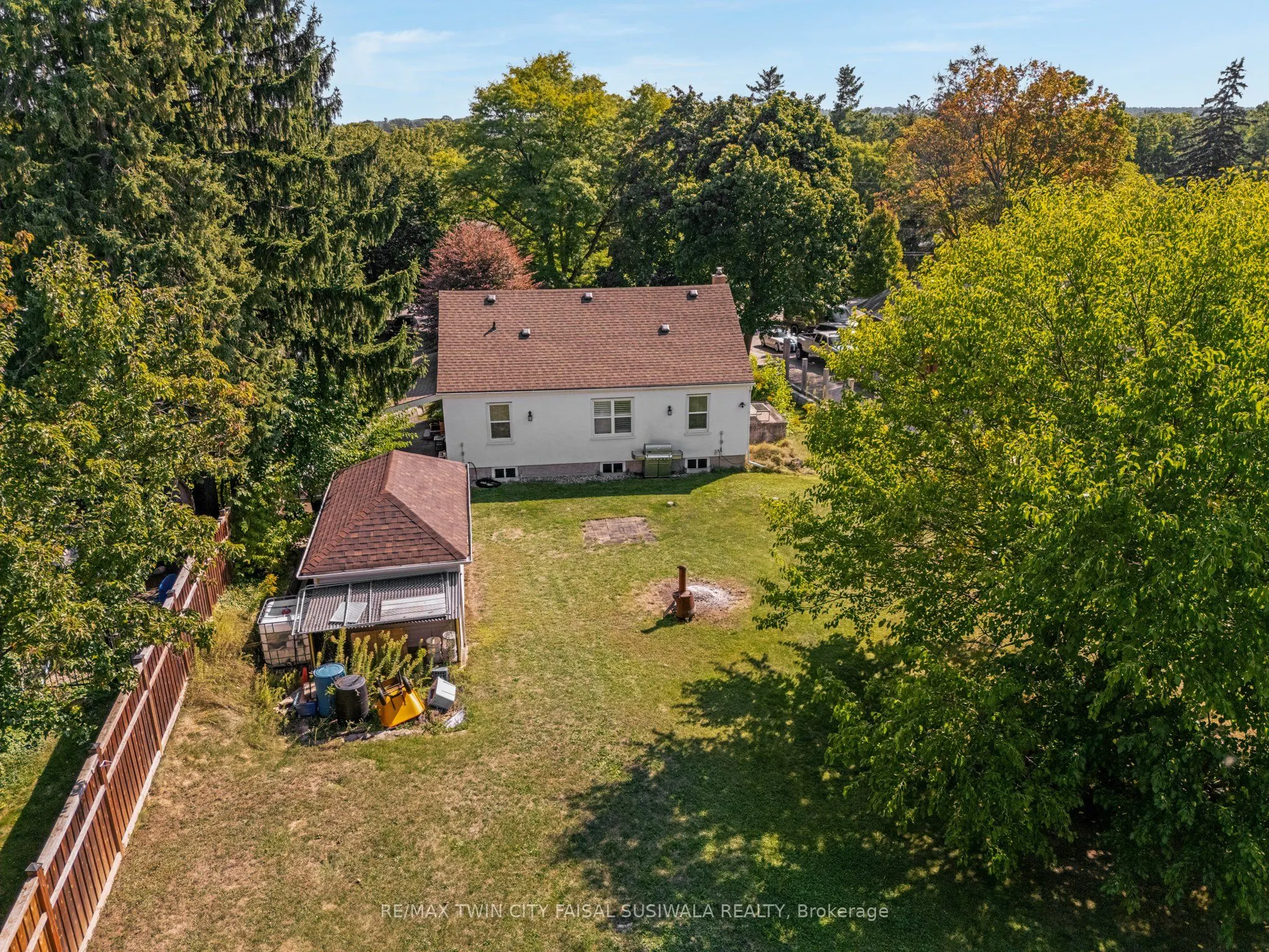 196 West River Road