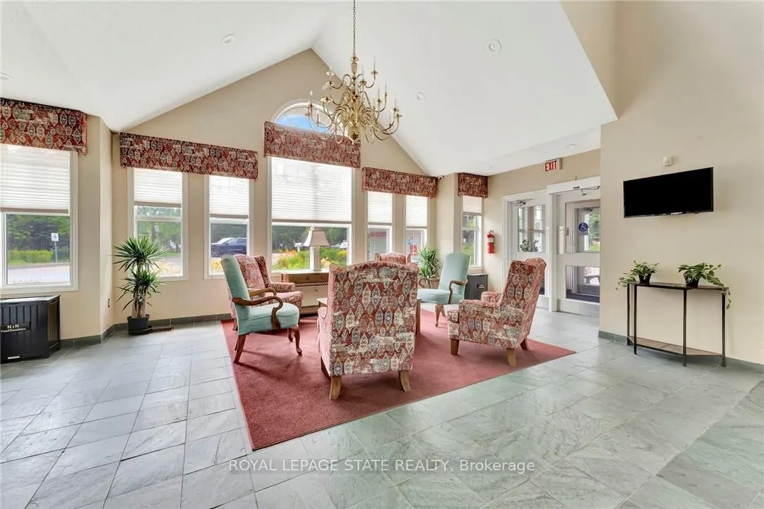 500 Silverbirch Boulevard, #101