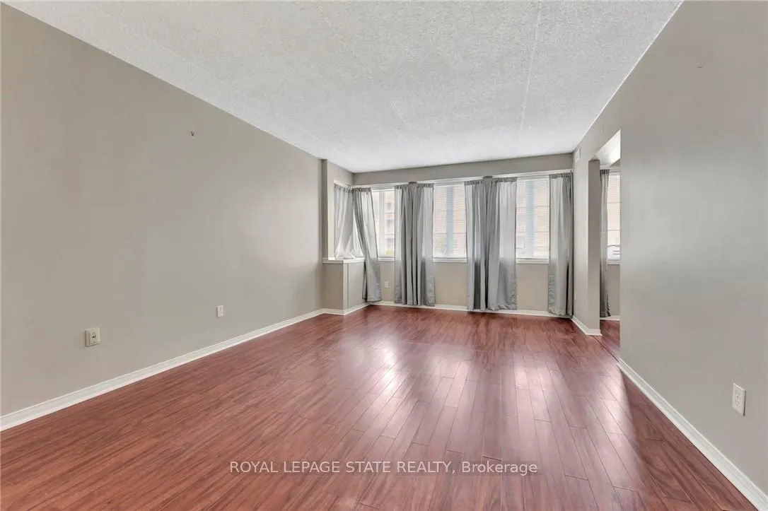 500 Silverbirch Boulevard, #101