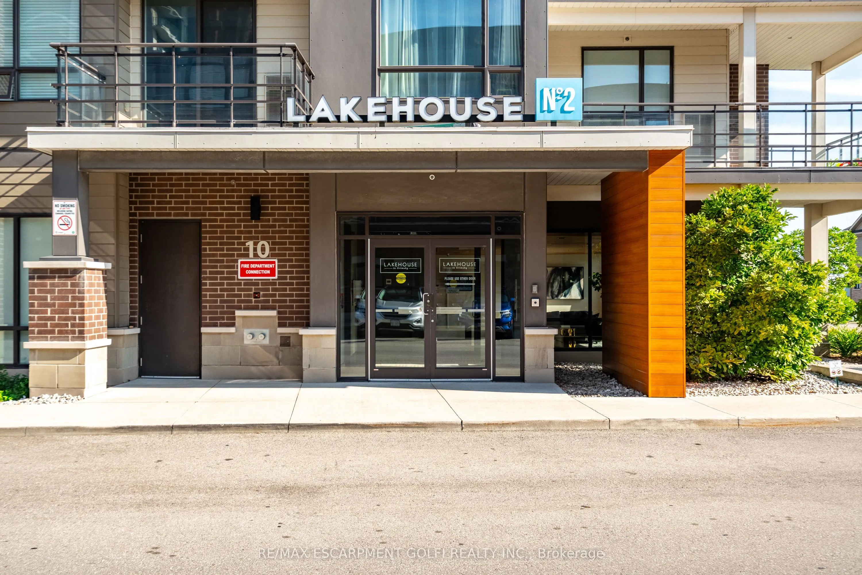 10 Esplanade Lane, #310