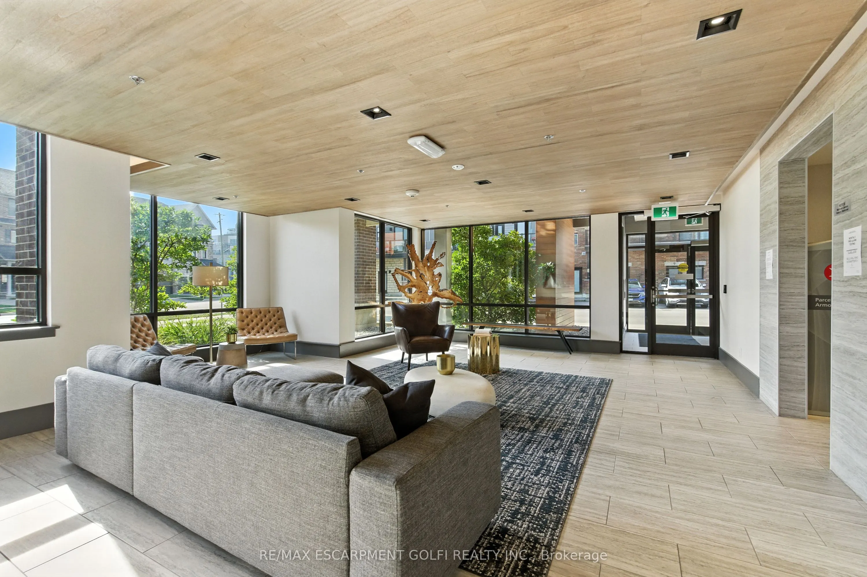 10 Esplanade Lane, #310