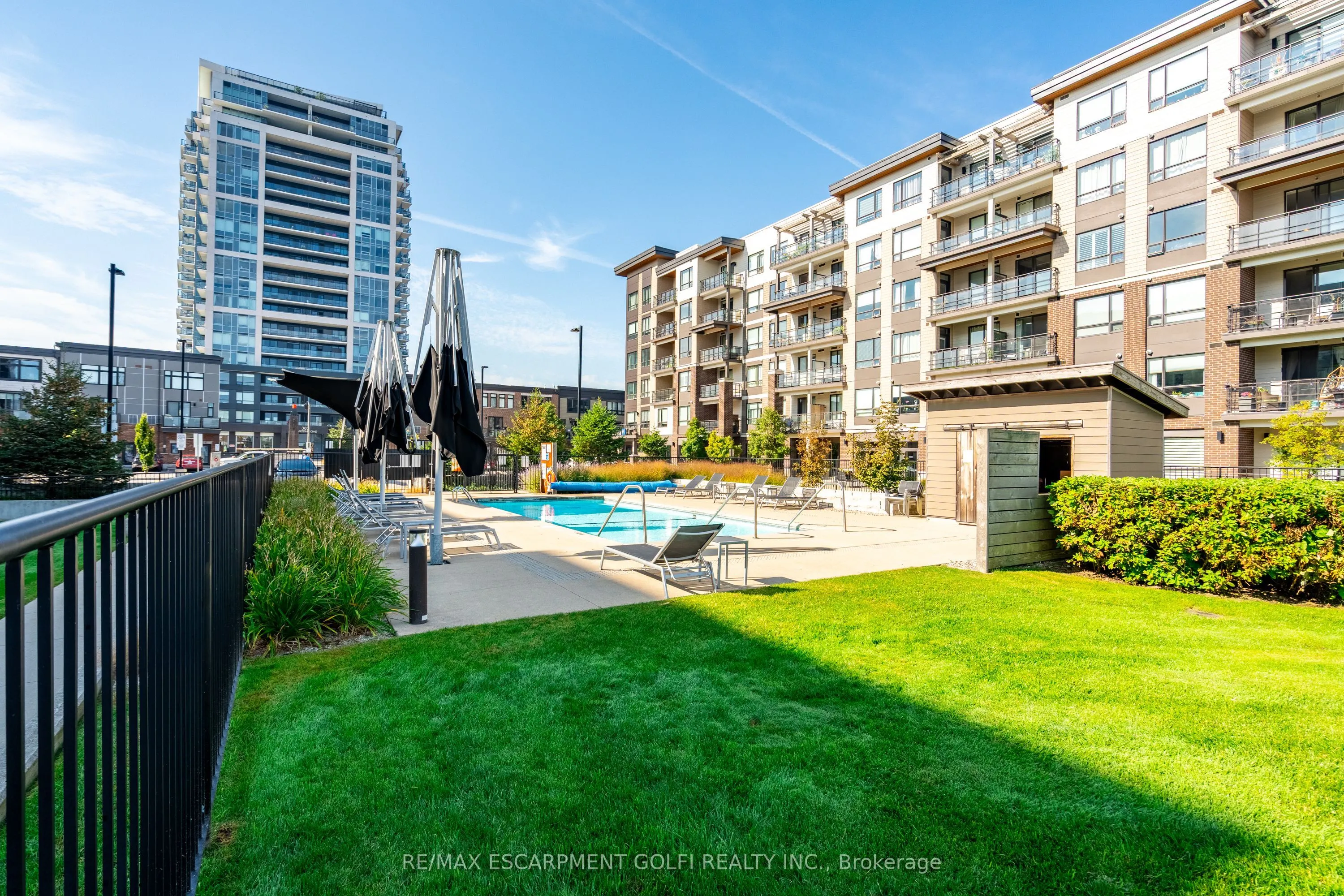 10 Esplanade Lane, #310