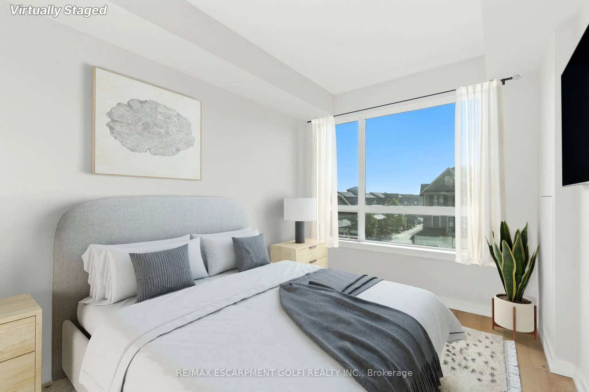 10 Esplanade Lane, #310