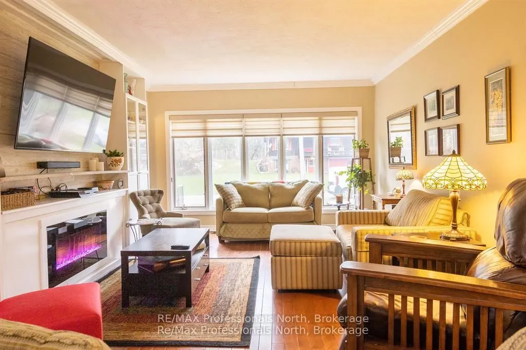 80 INVERGORDON Avenue