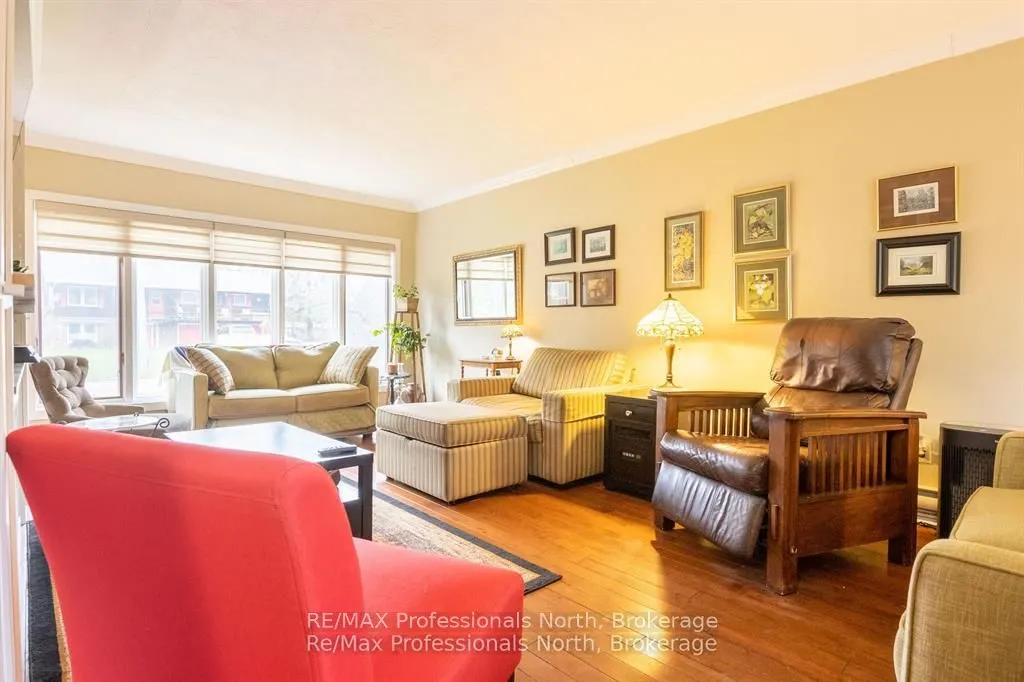 80 INVERGORDON Avenue