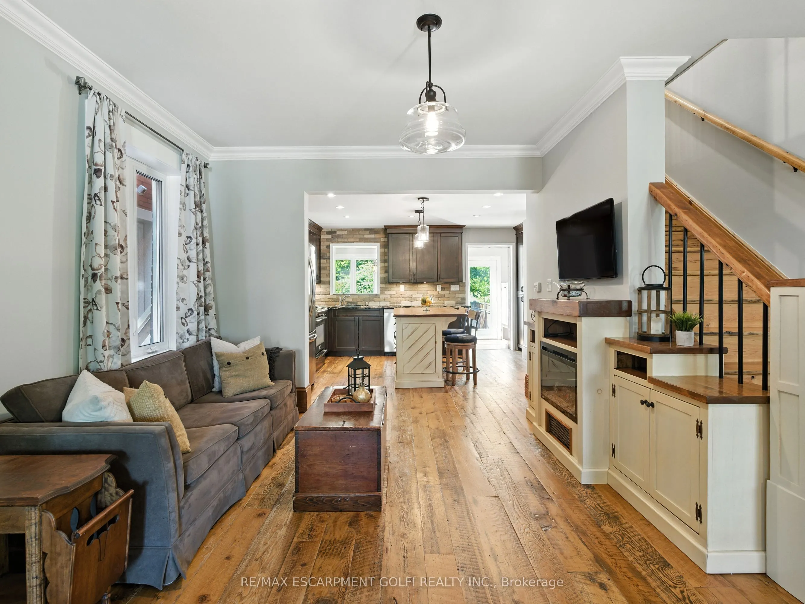 284 Cumberland Avenue