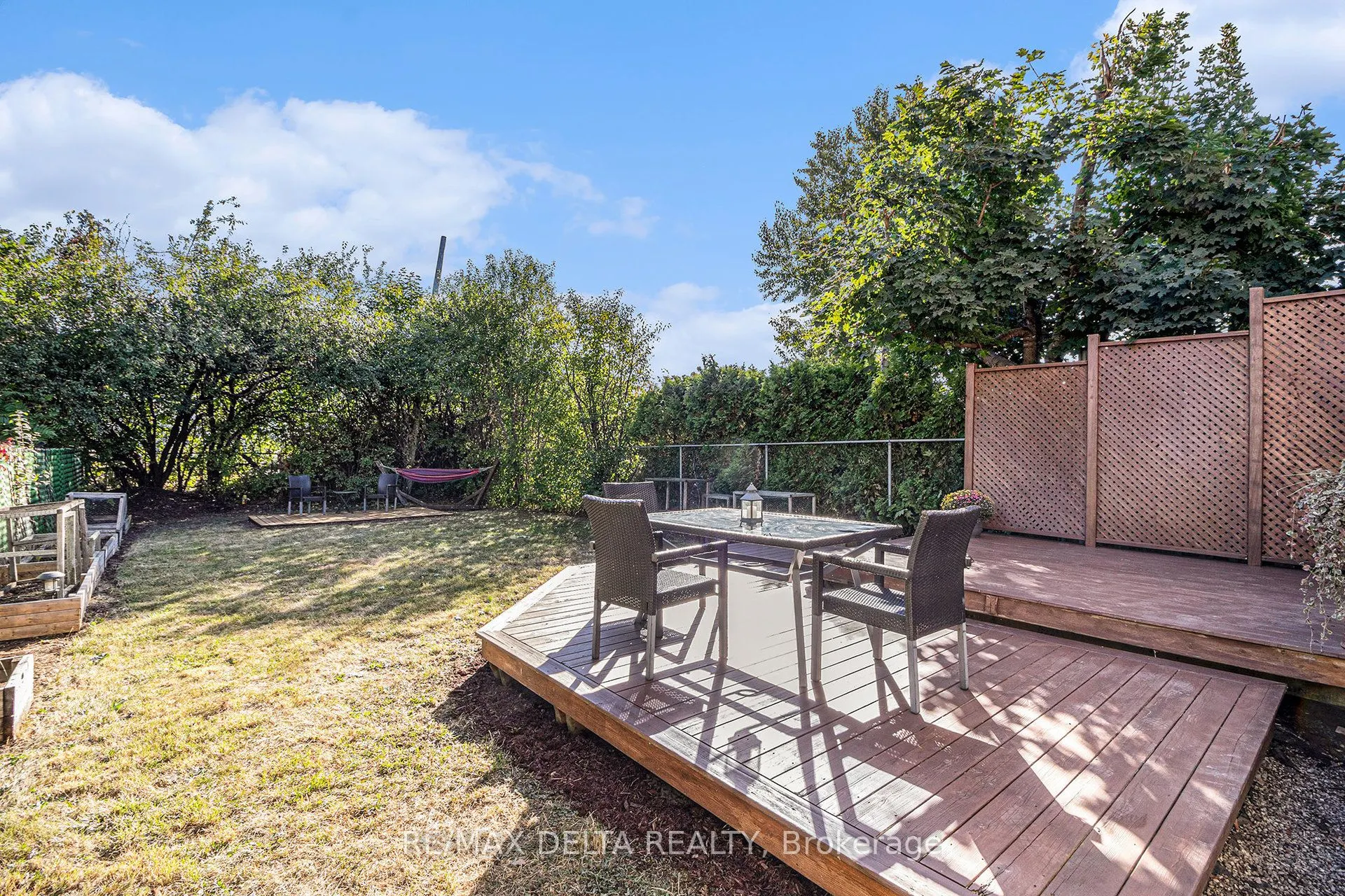 1345 Cedarcroft Crescent