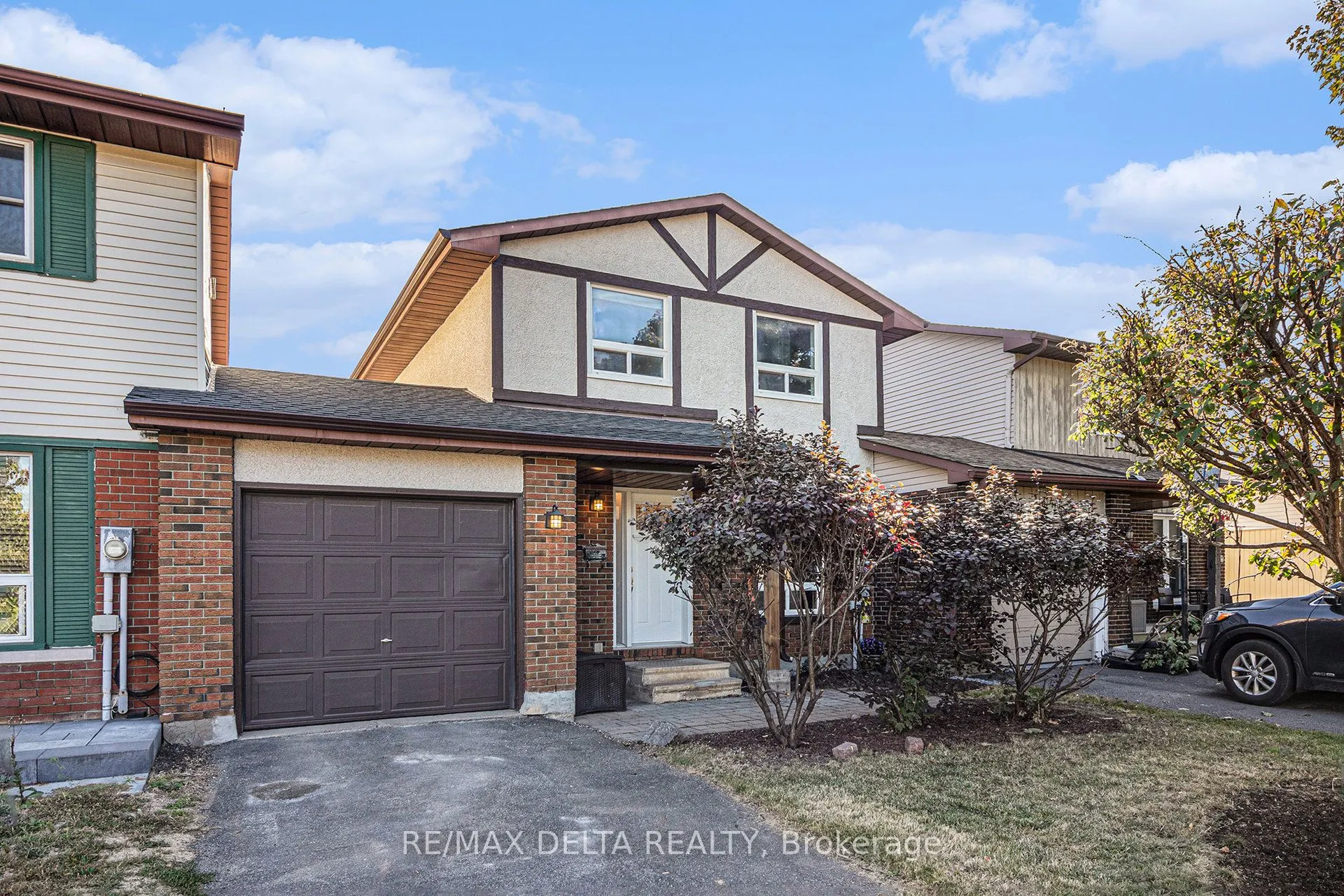 1345 Cedarcroft Crescent