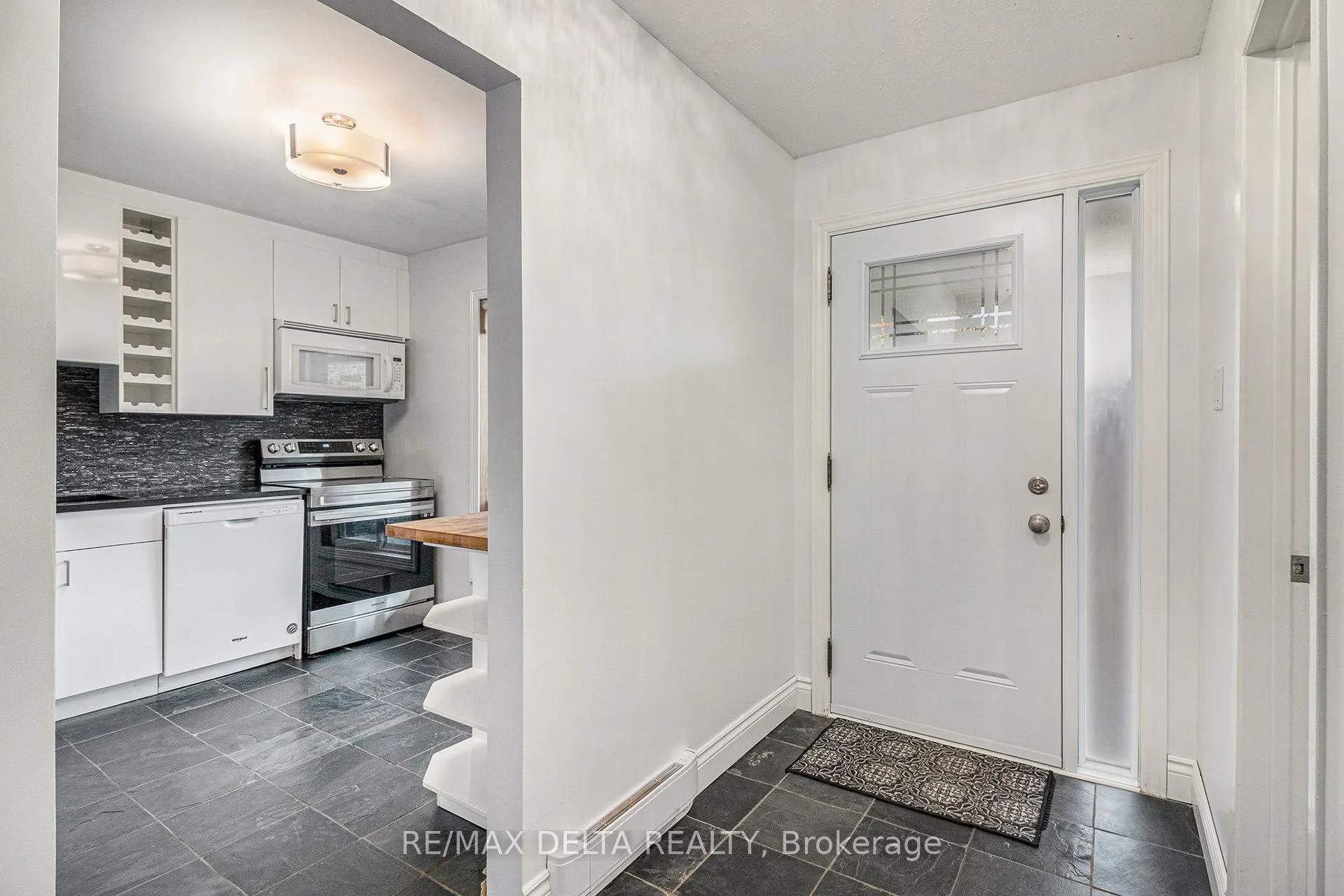 1345 Cedarcroft Crescent