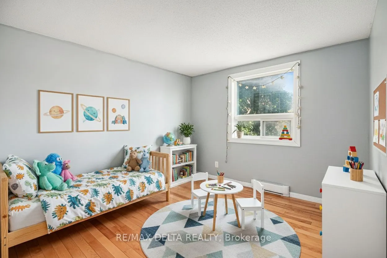 1345 Cedarcroft Crescent