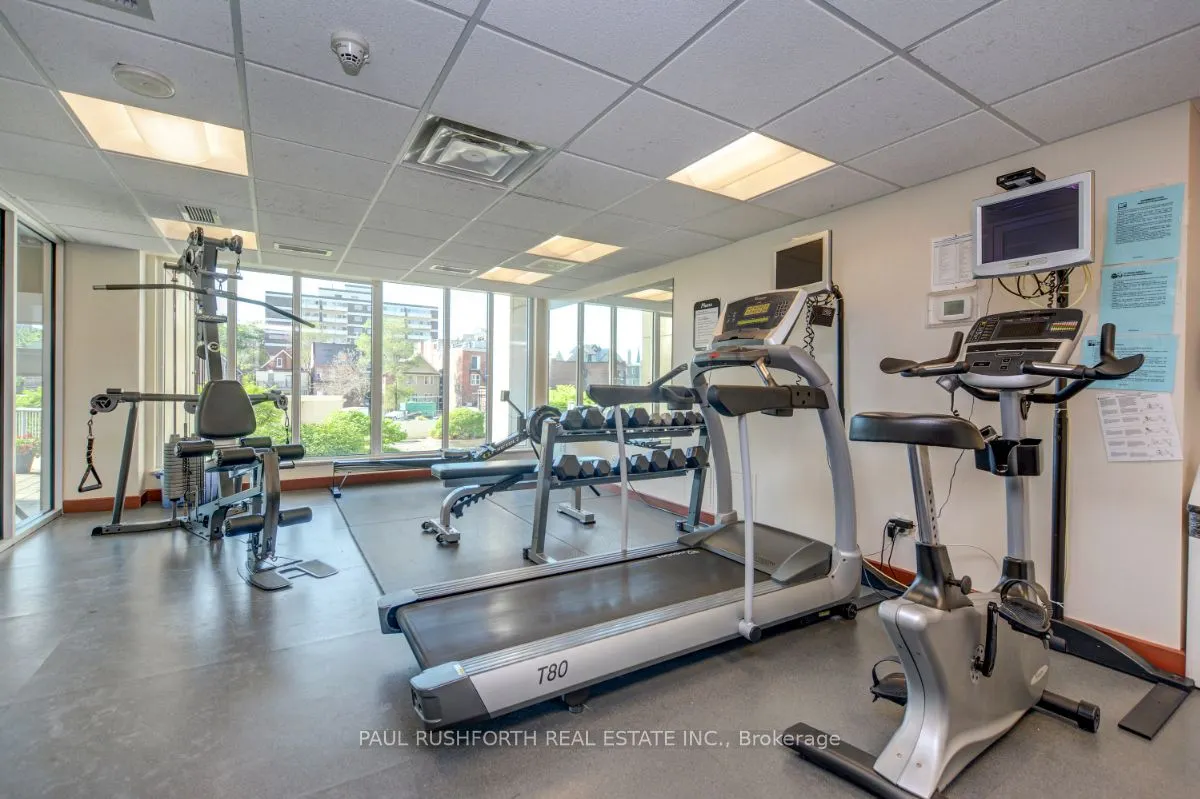 200 Rideau Street