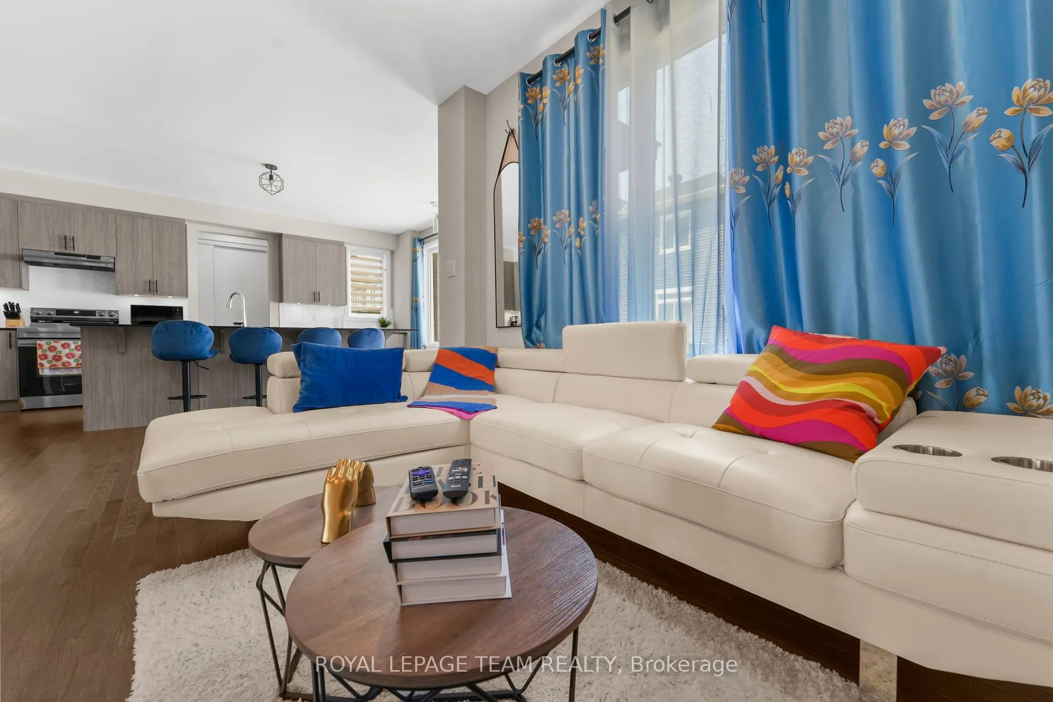 280 Sapling Grove