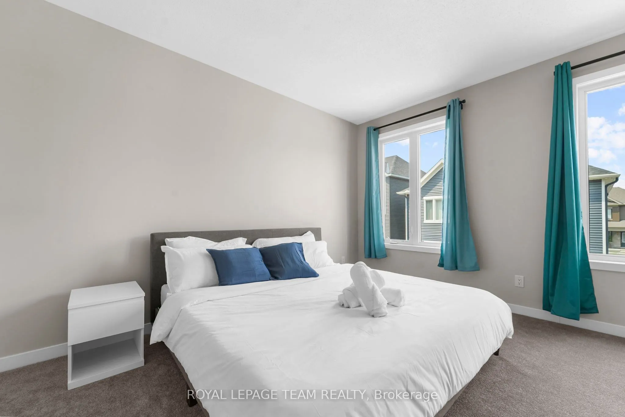 280 Sapling Grove