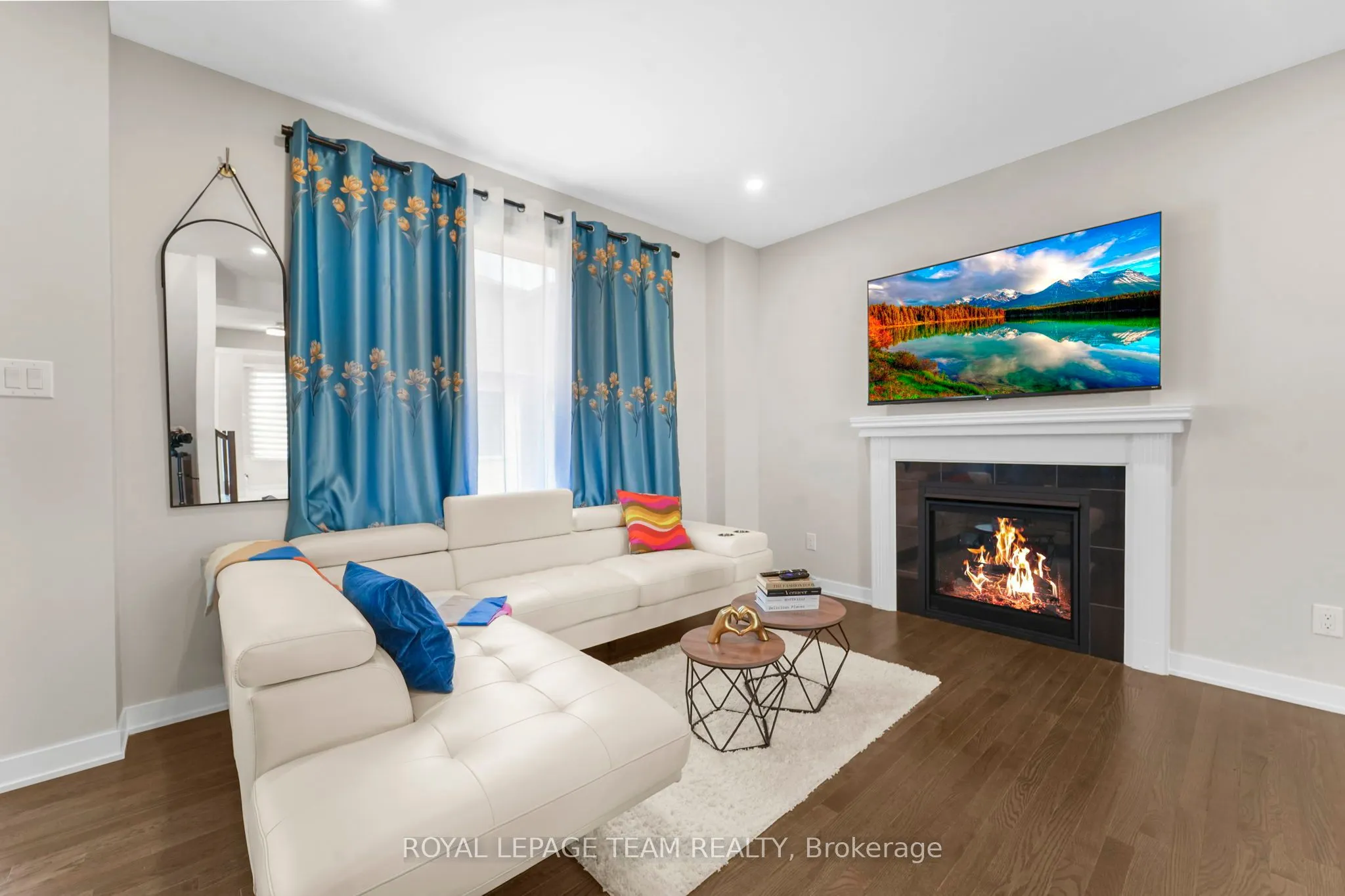 280 Sapling Grove