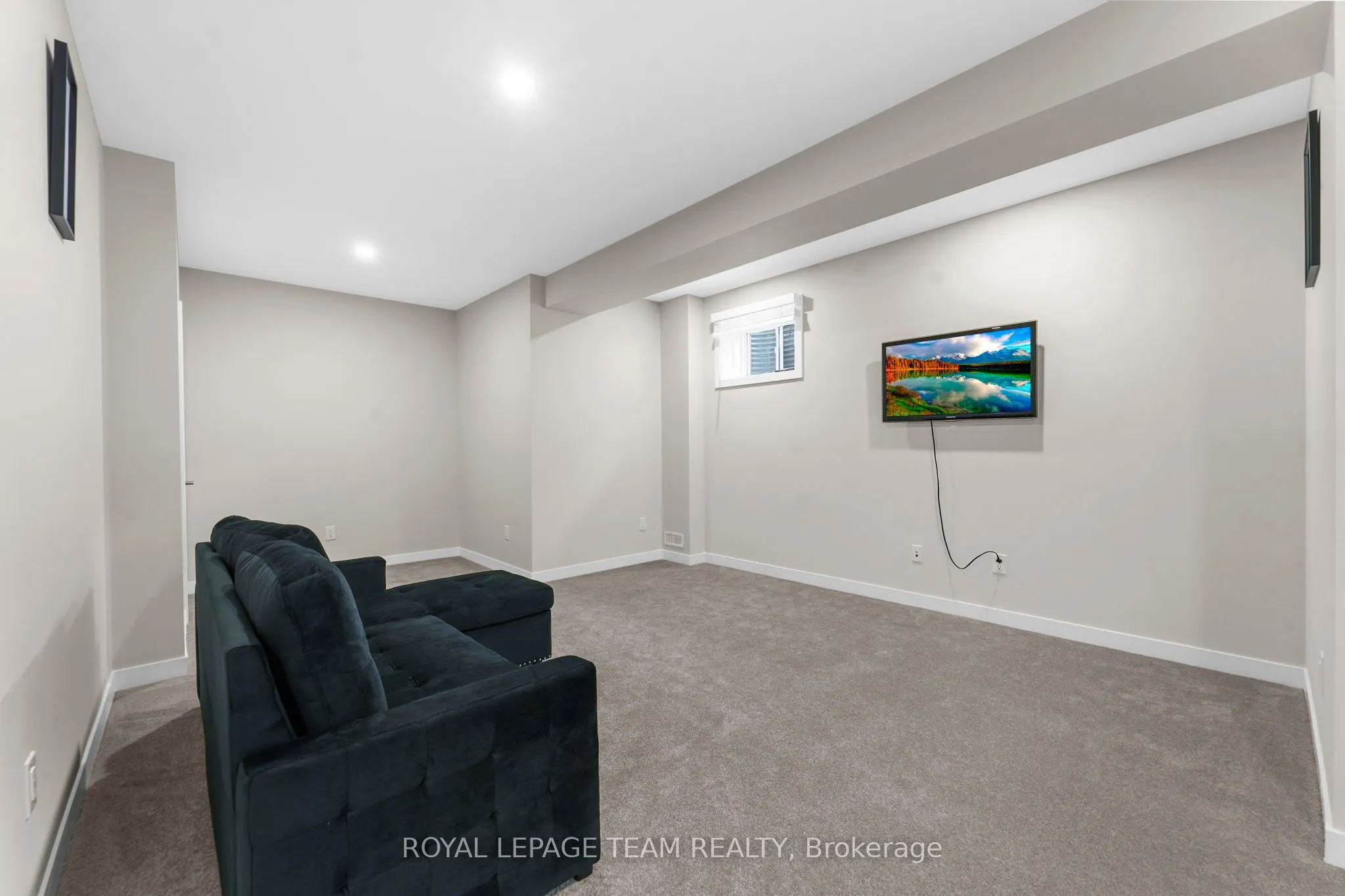 280 Sapling Grove