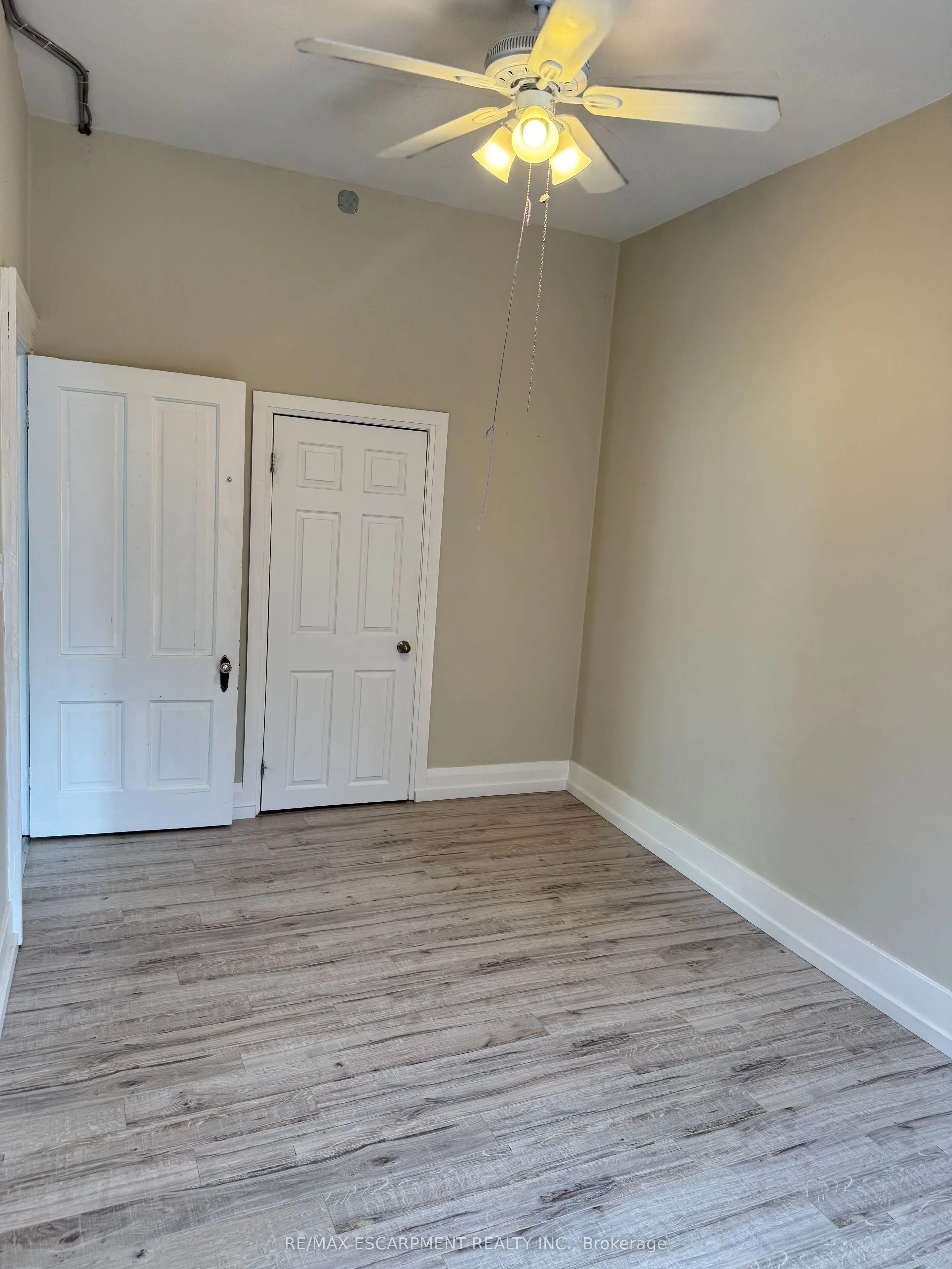 4973 King Street, #1