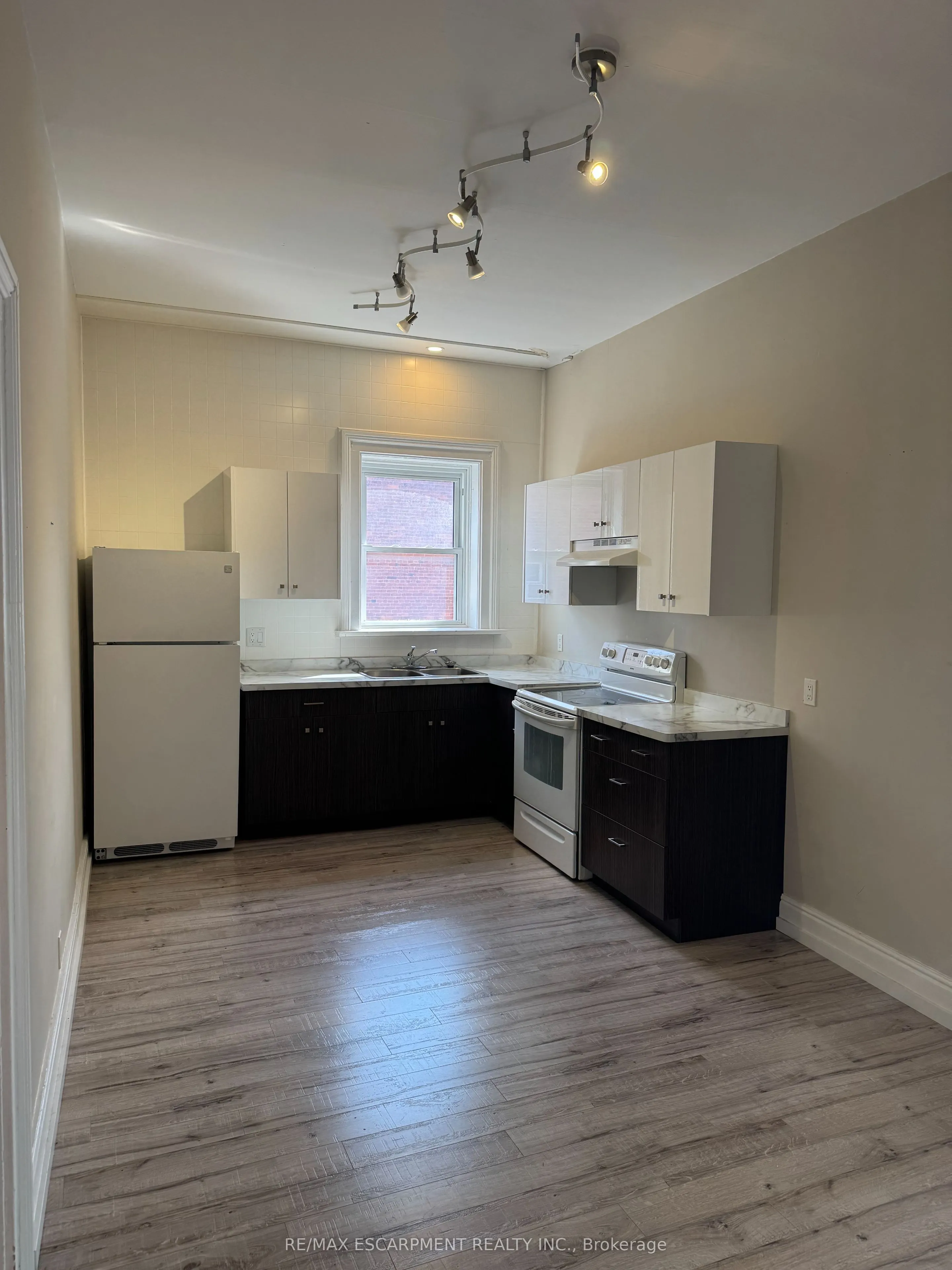 4973 King Street, #1