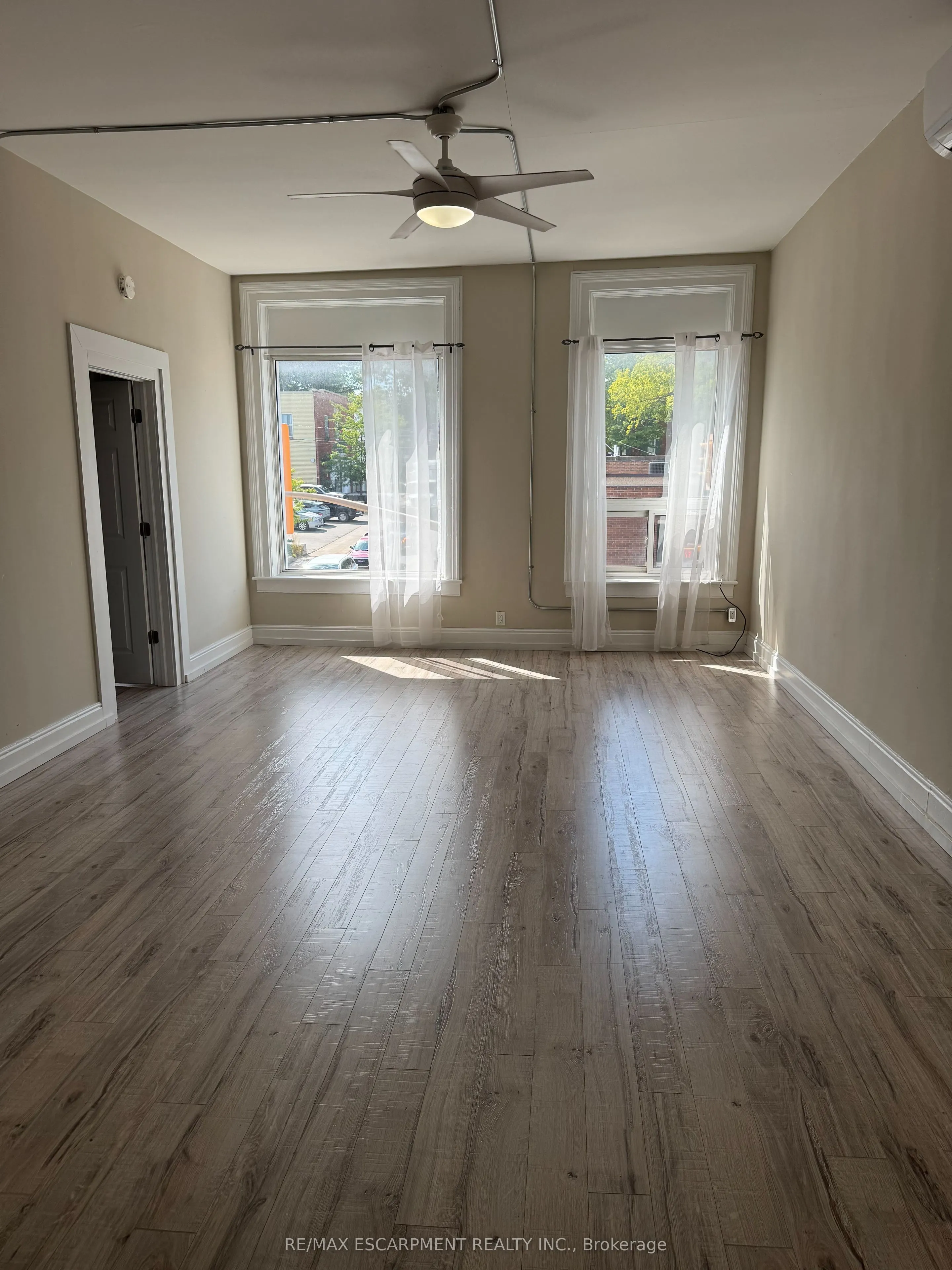 4973 King Street, #1