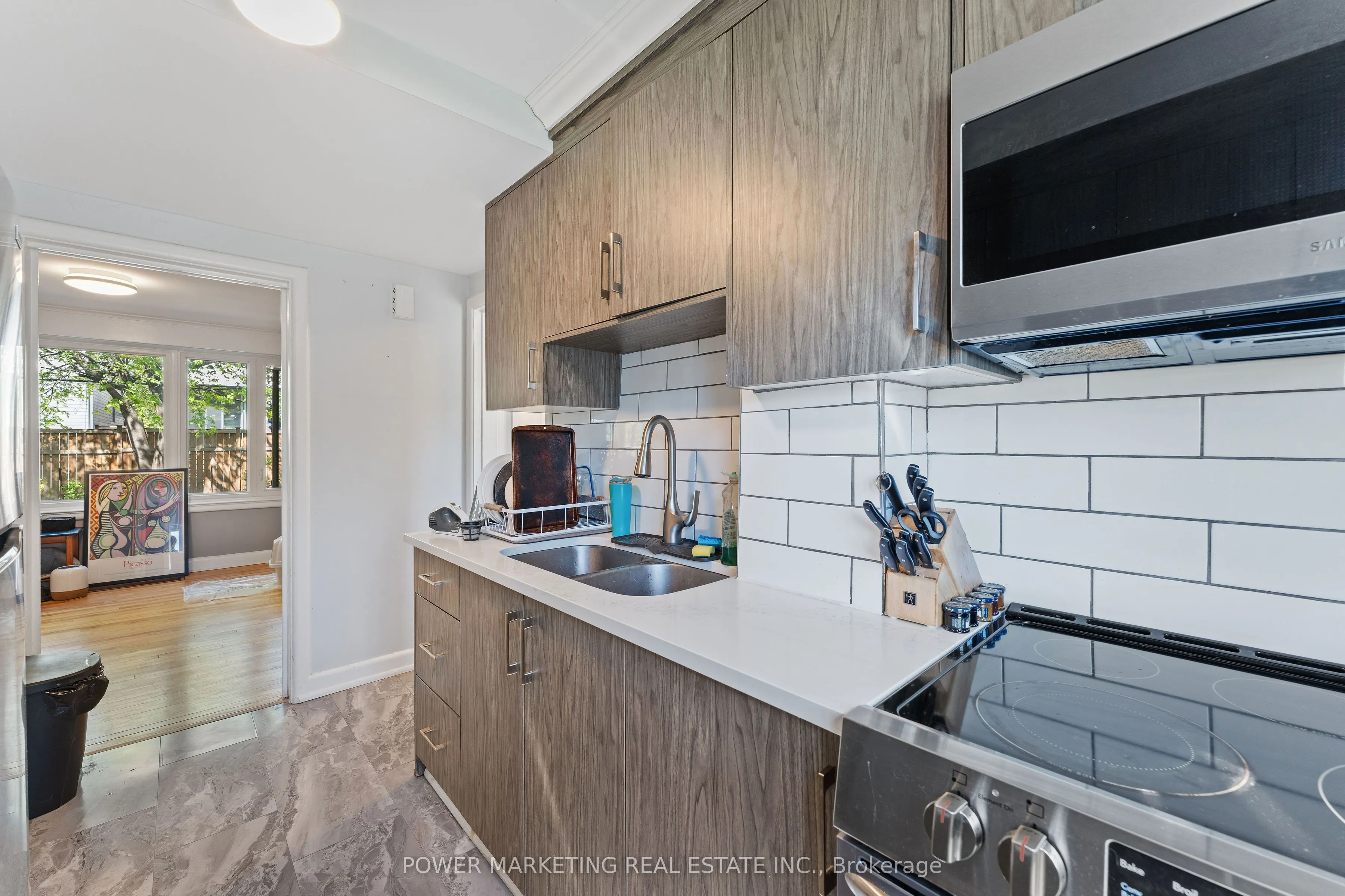 1244 PRINCE OF WALES Drive