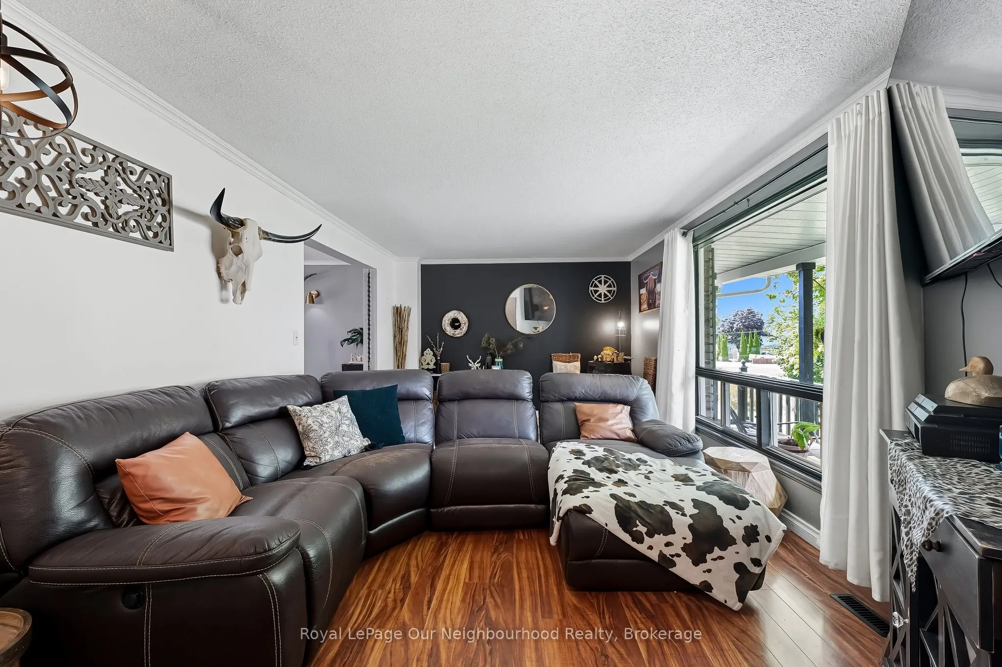 17 Elgin Street W