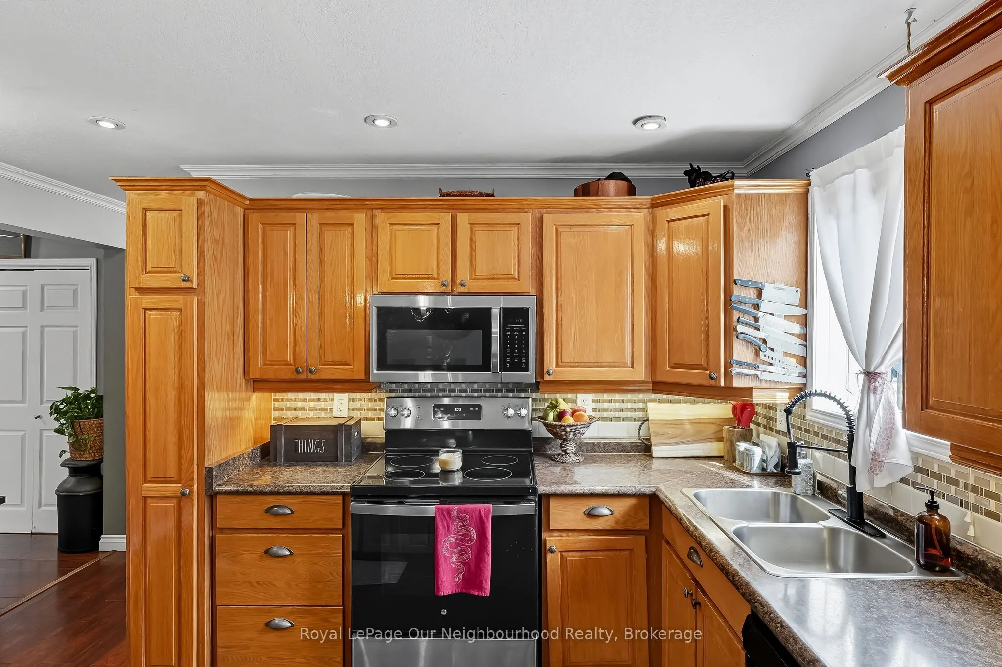 17 Elgin Street W