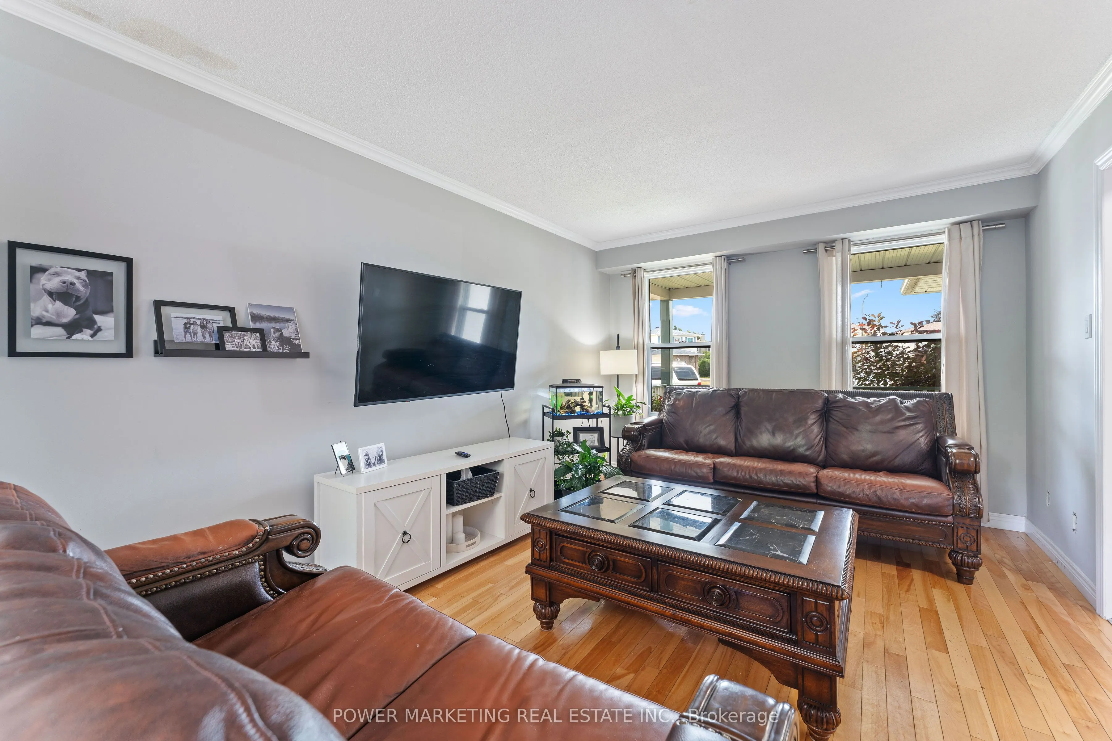 1809 Chopin Place