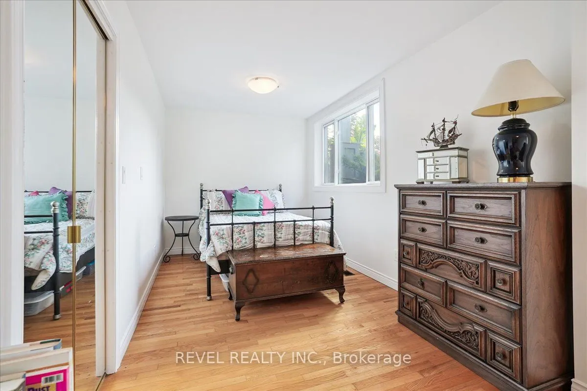 18 Brentwood Drive