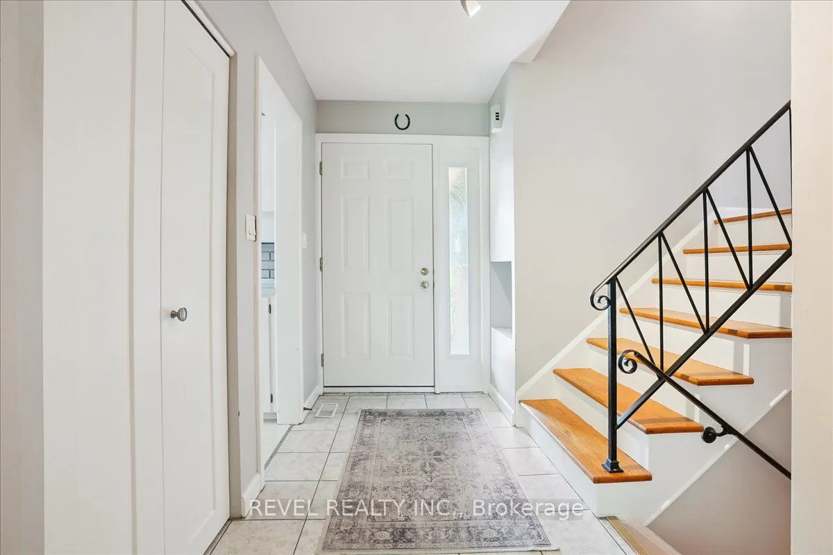 18 Brentwood Drive