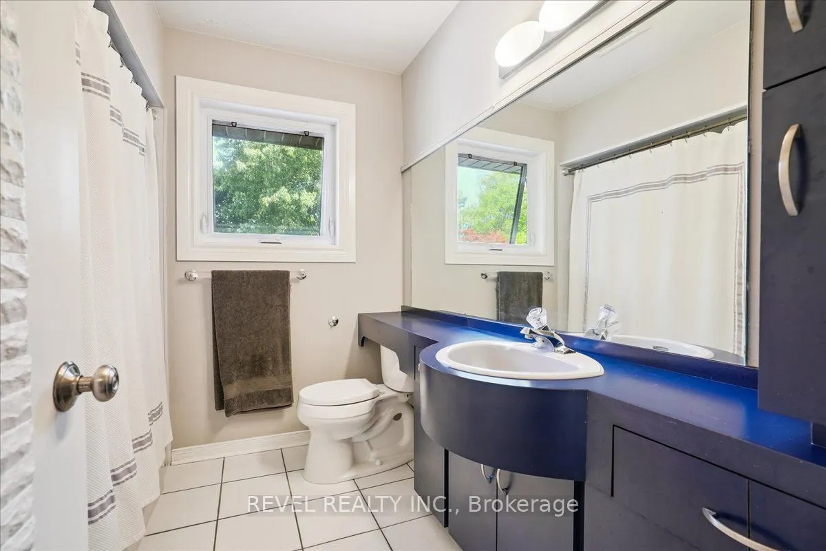 18 Brentwood Drive