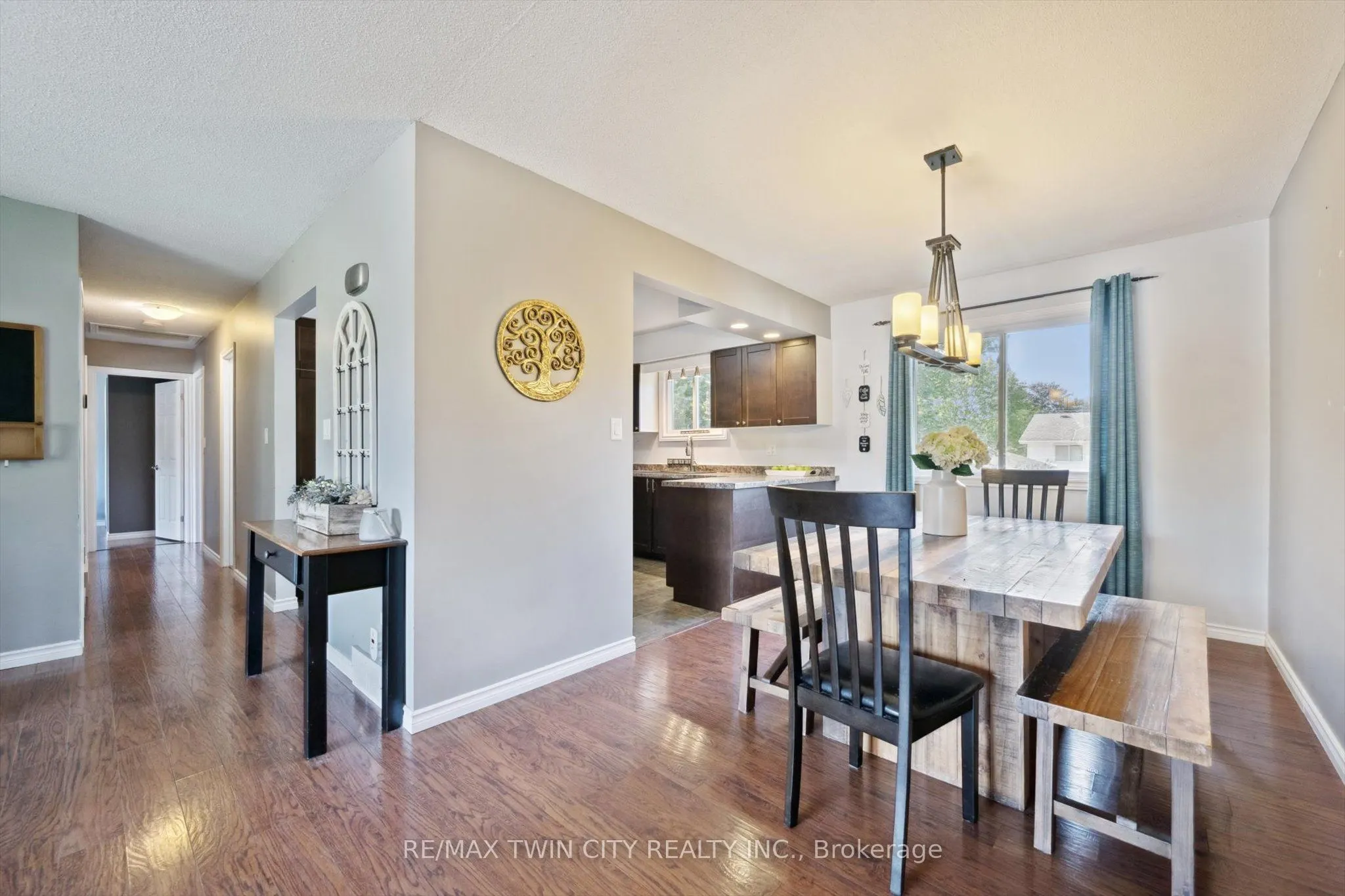 230 Arris Crescent