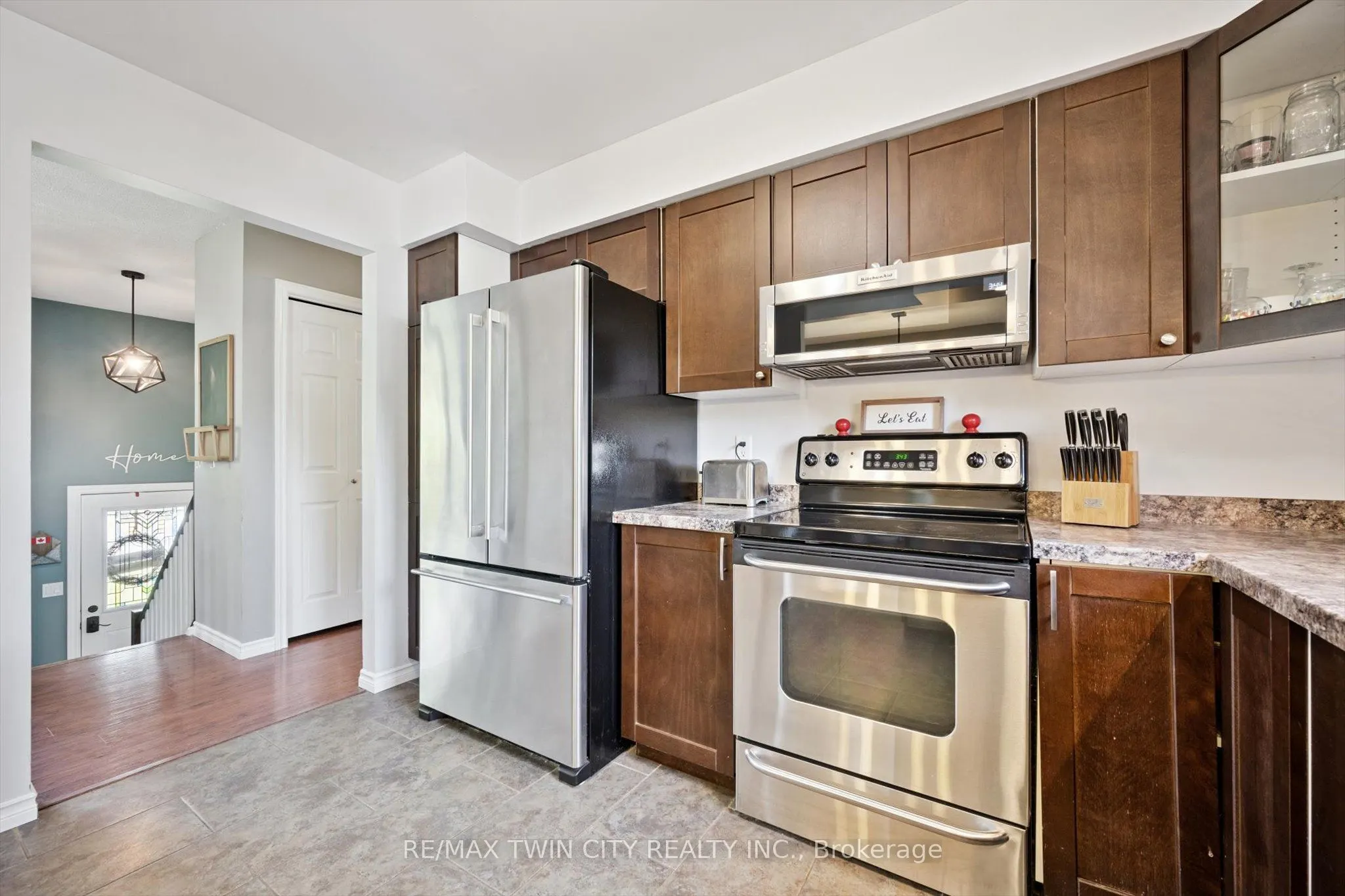 230 Arris Crescent