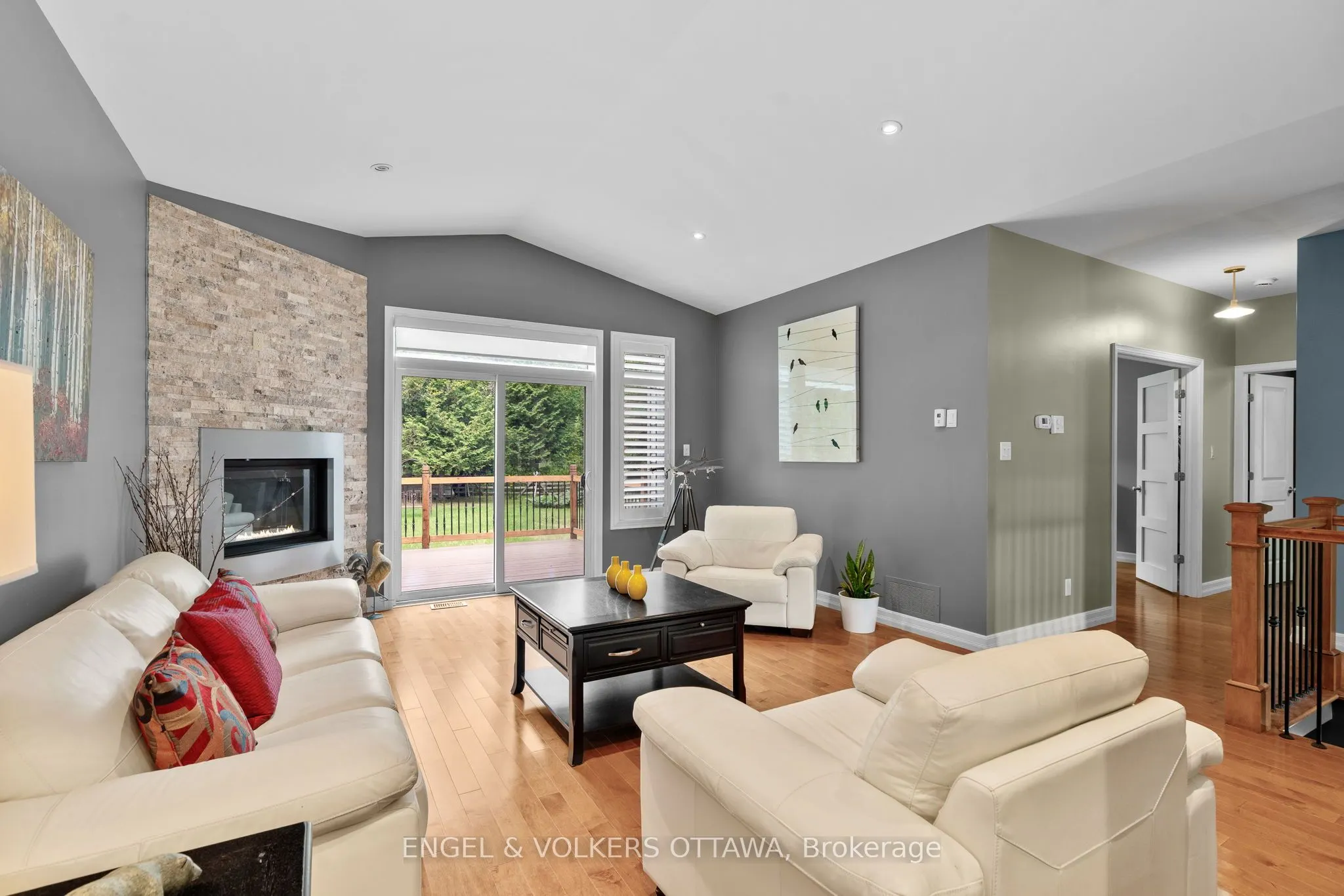 1313 Old Perth Road