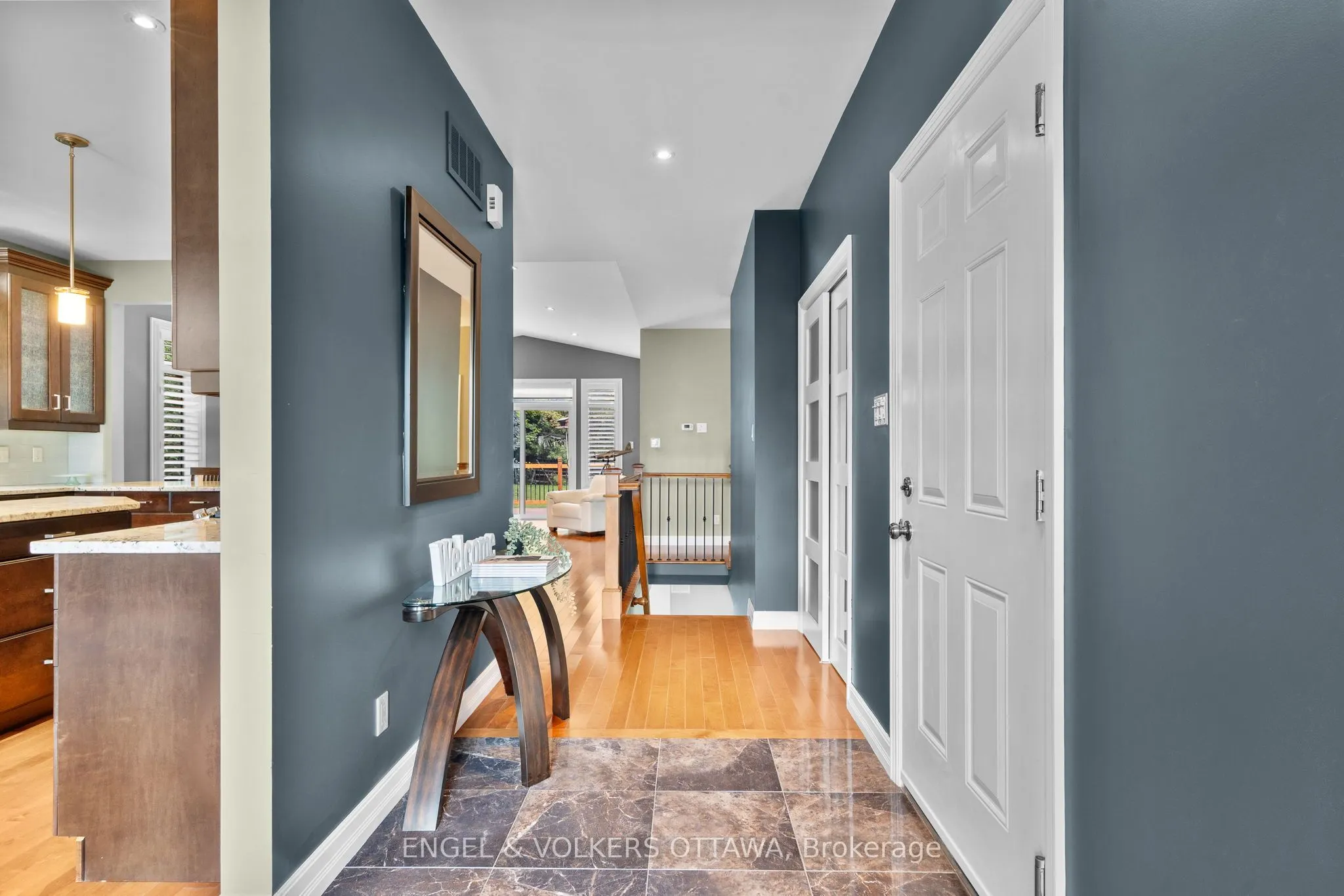 1313 Old Perth Road