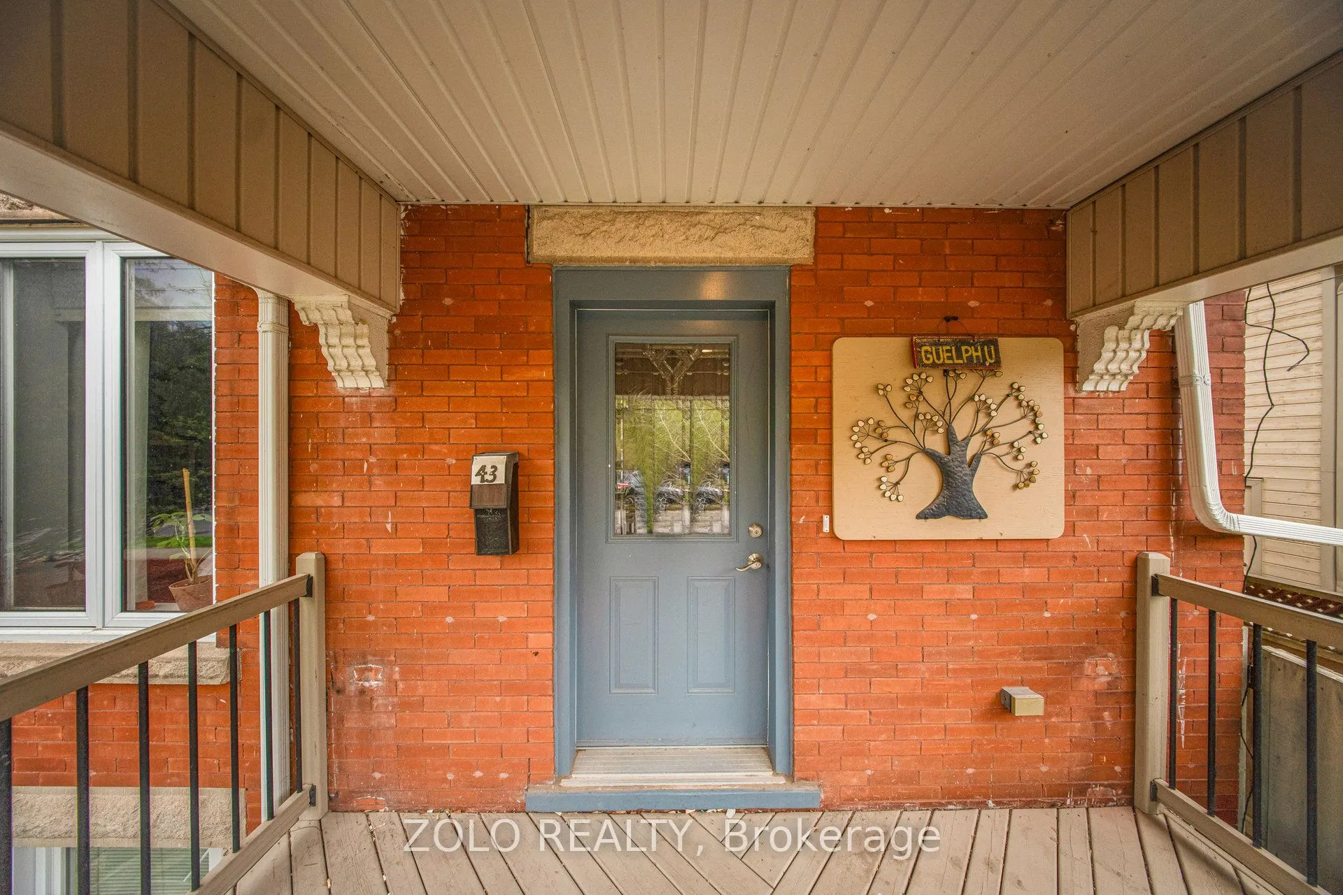 43 Forbes Avenue