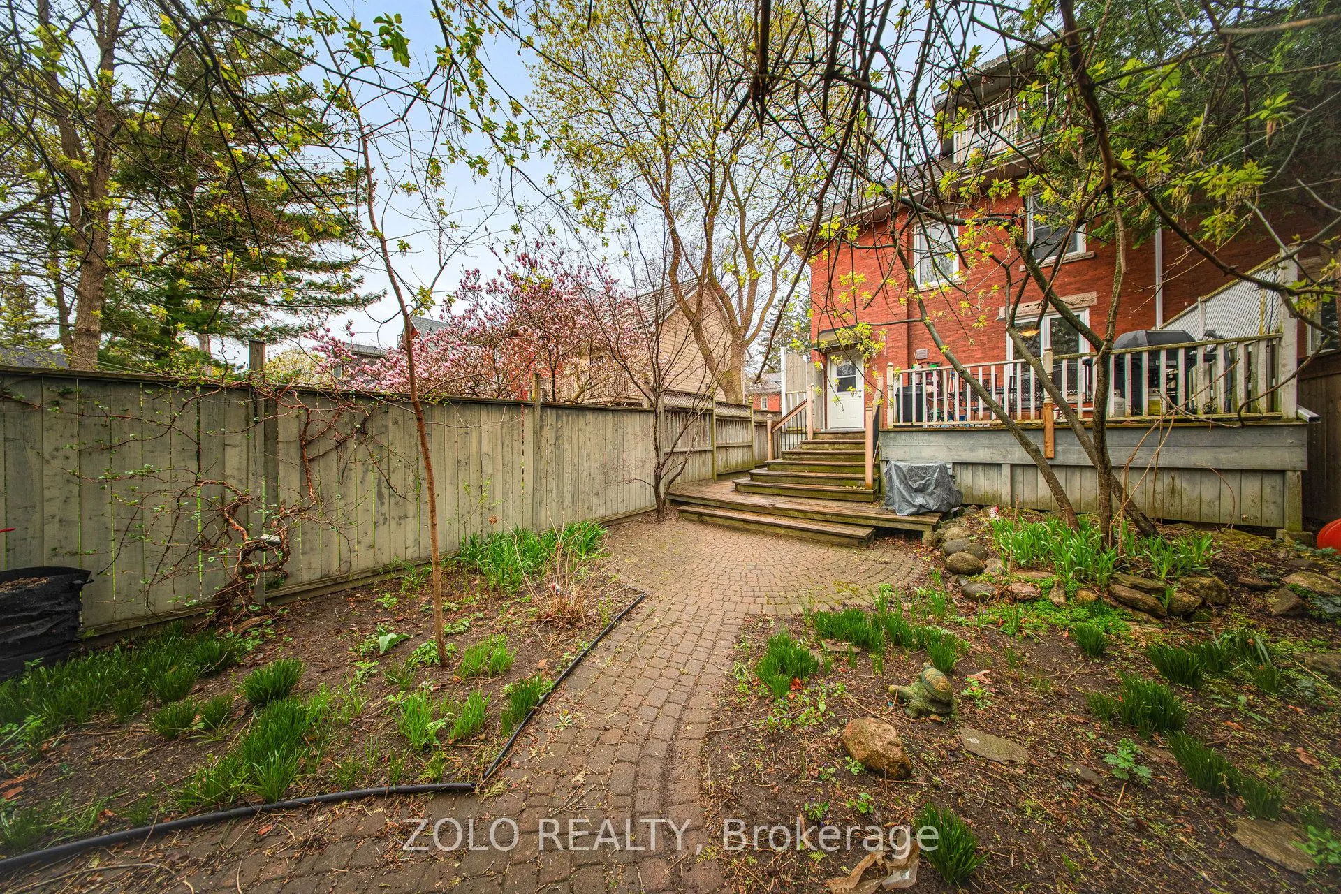43 Forbes Avenue