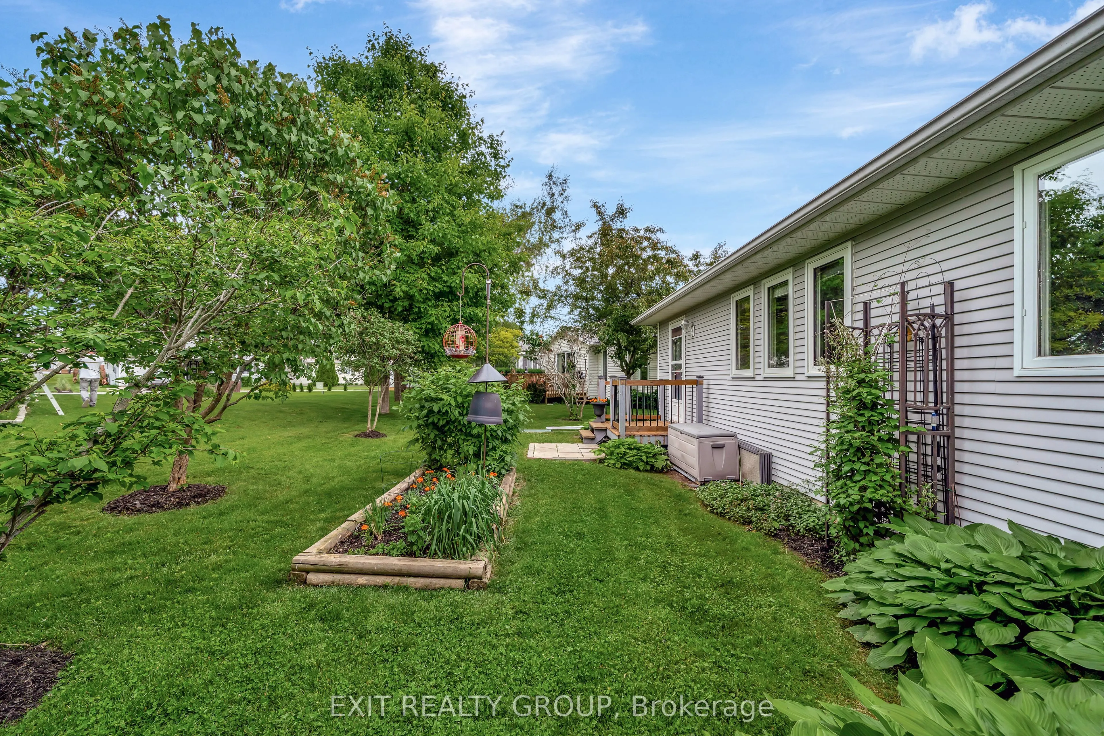 5 Cretney Drive