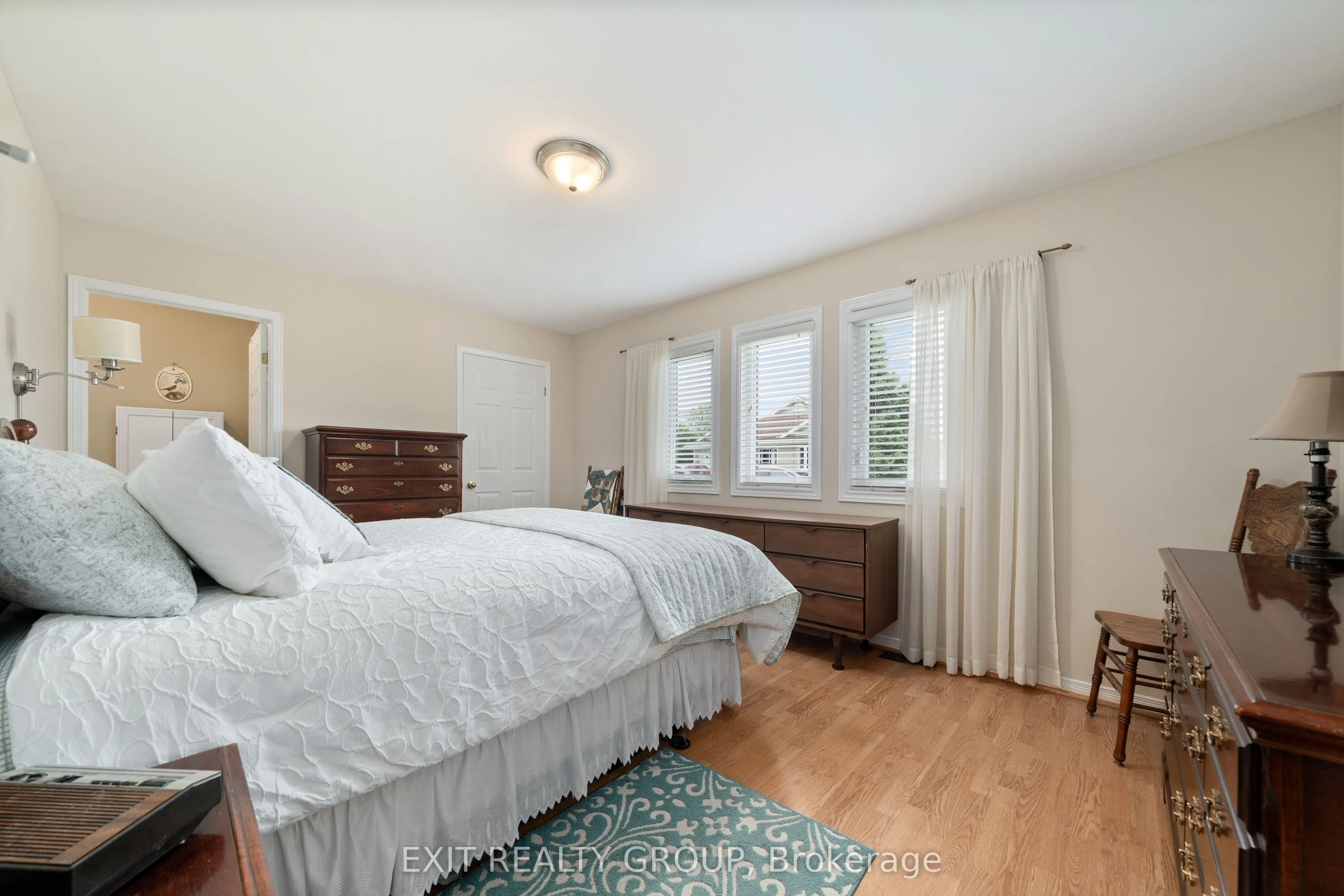 5 Cretney Drive
