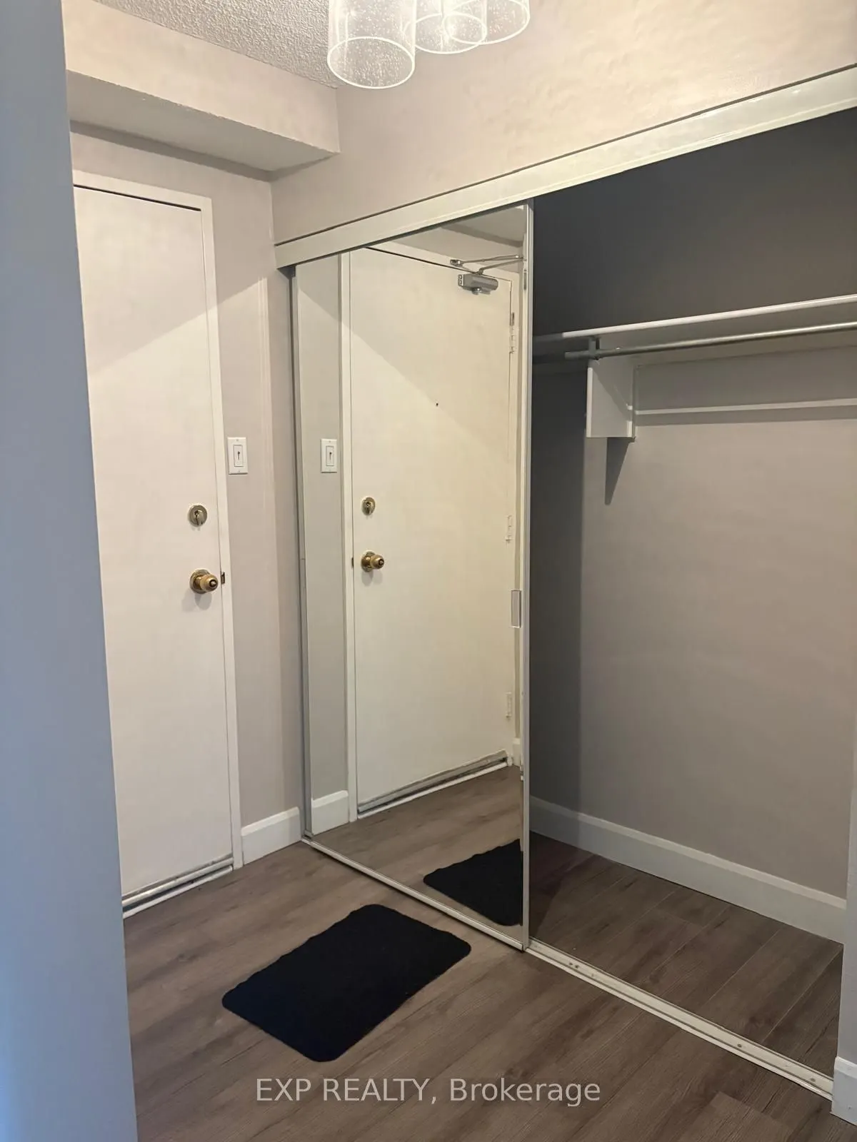 158 Mcarthur Avenue, #G3